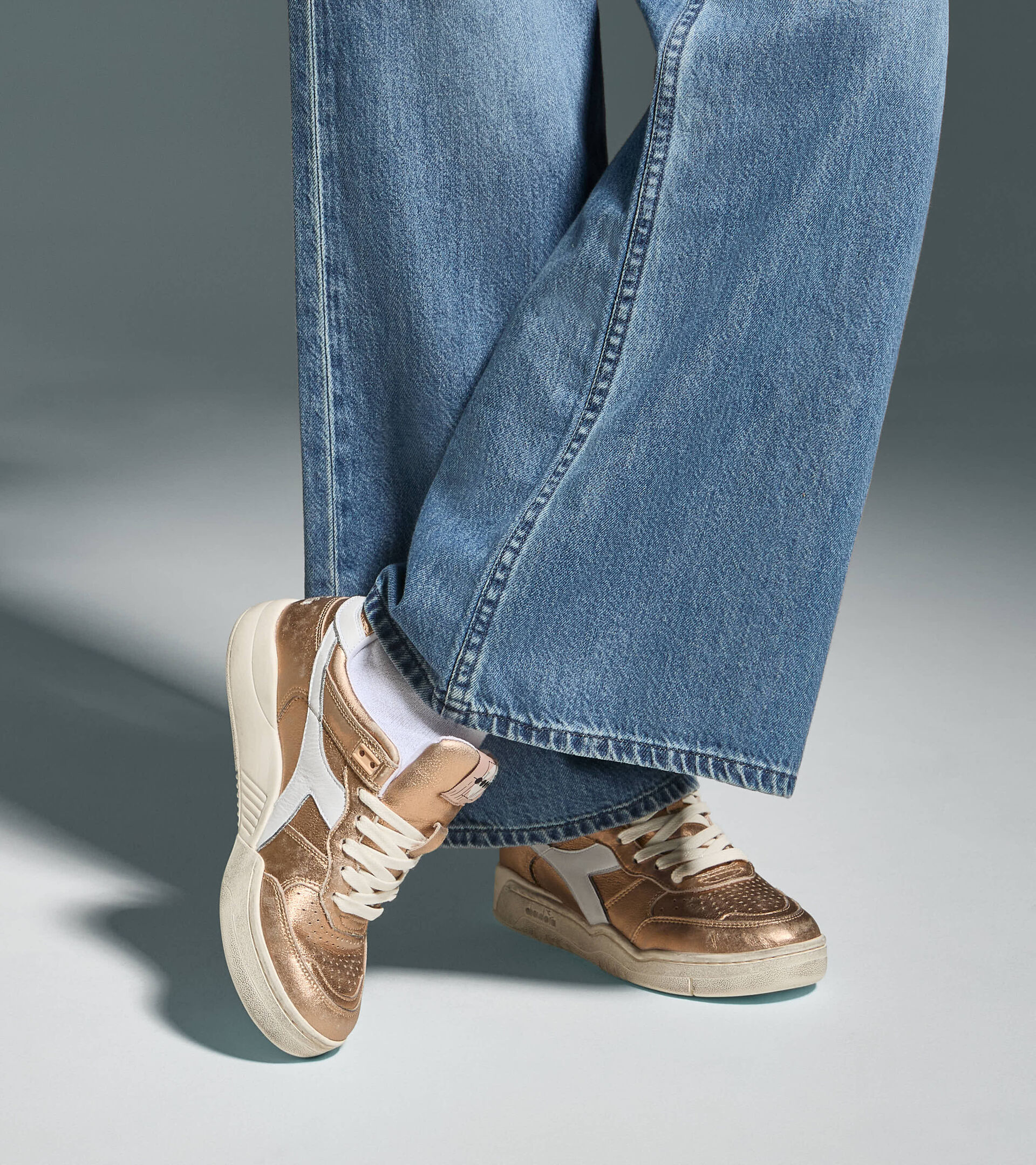 Sneaker Heritage aus Leder - Damen B.560 METAL WN BERNSTEINLICHT - Diadora