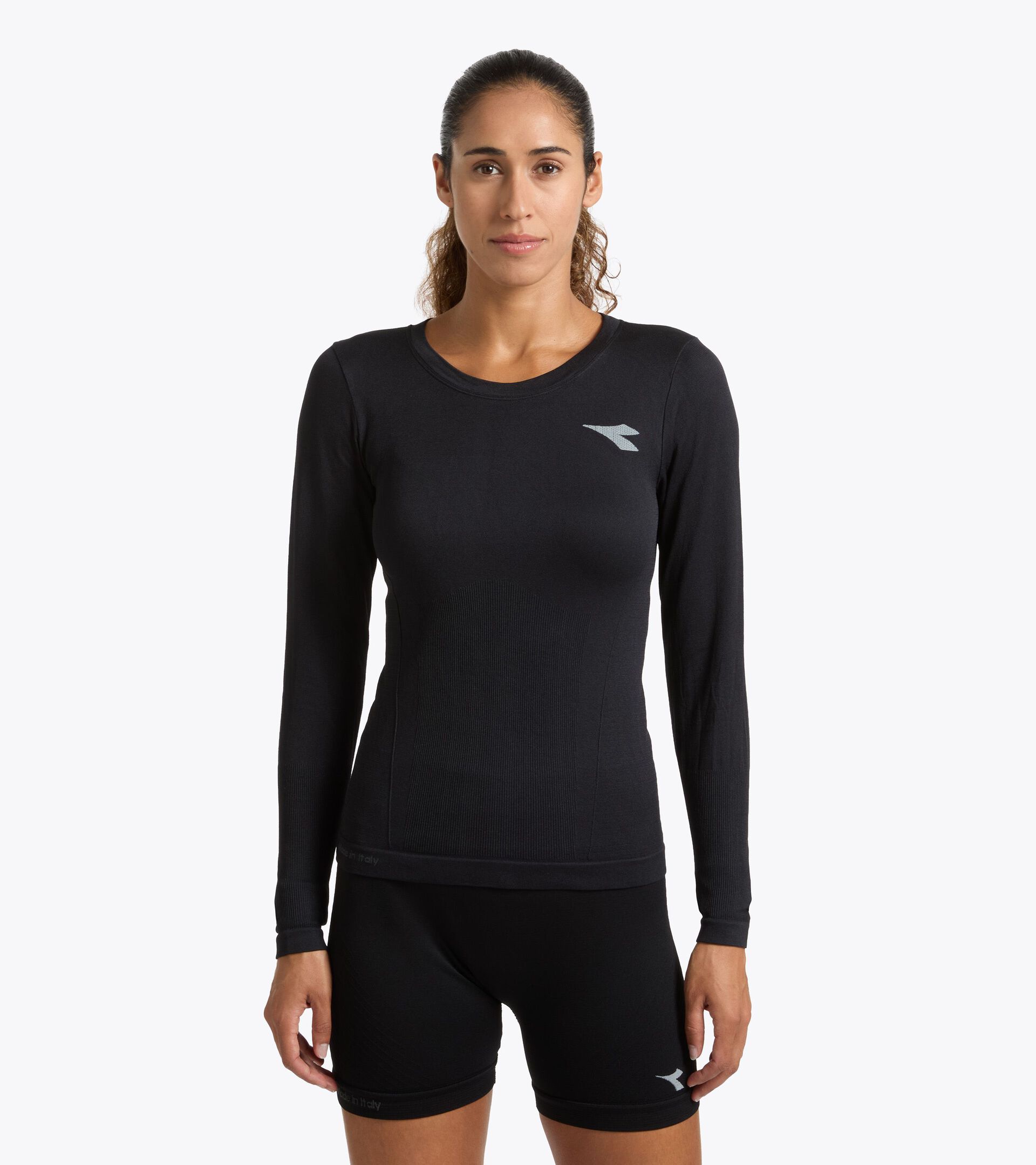 Thermoregulating Technical T-shirt - Running Made In Italy - Women&rsquo;s L. LS T-SHIRT STRATOUNO BLACK - Diadora