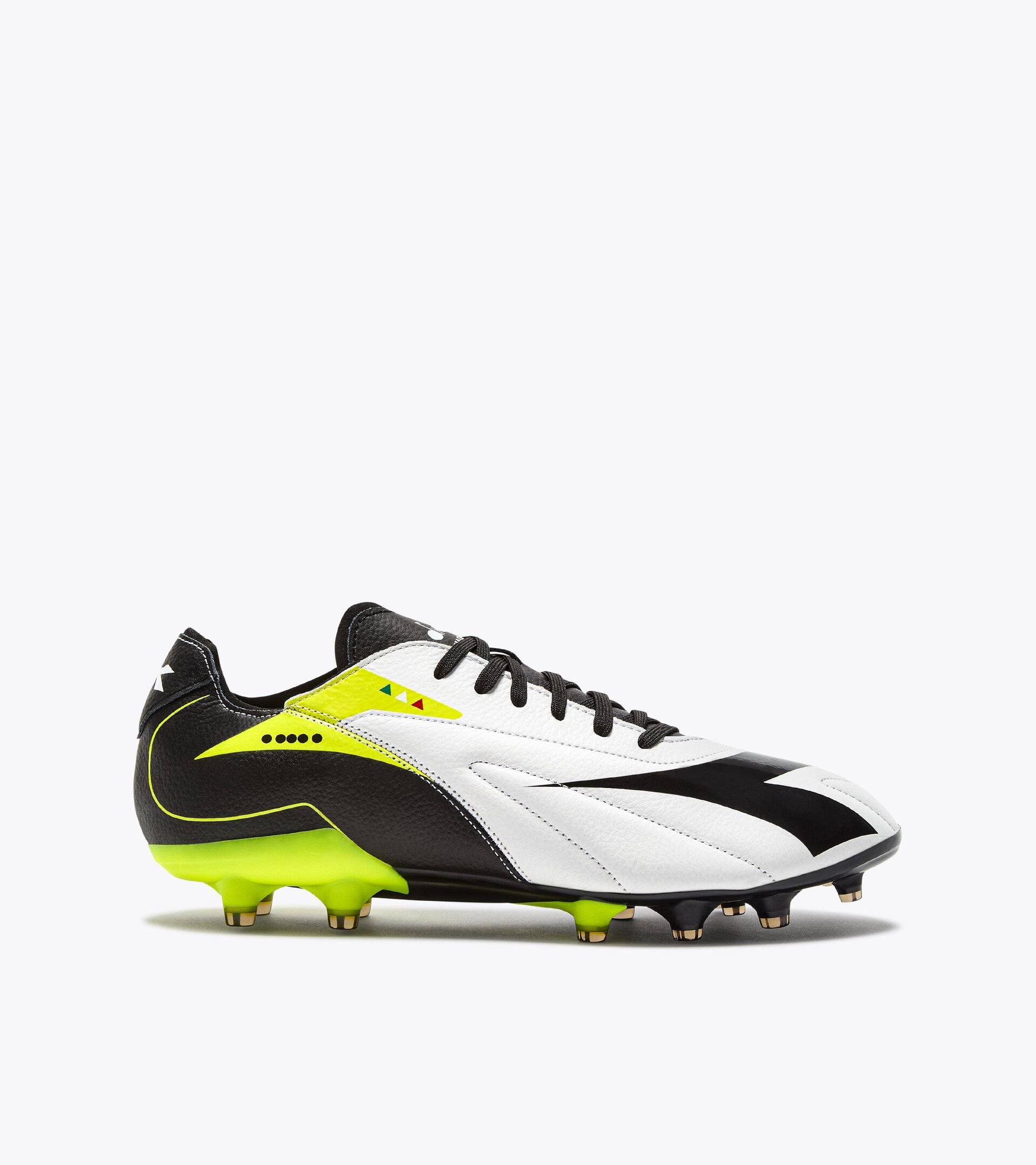 Bota de fútbol de piel para superficies compactas - Made in Italy - Para todos los géneros
 MAXIMUS ICON ITA SLX NEGRO/BLANCO/AMARILLO FL DD - Diadora