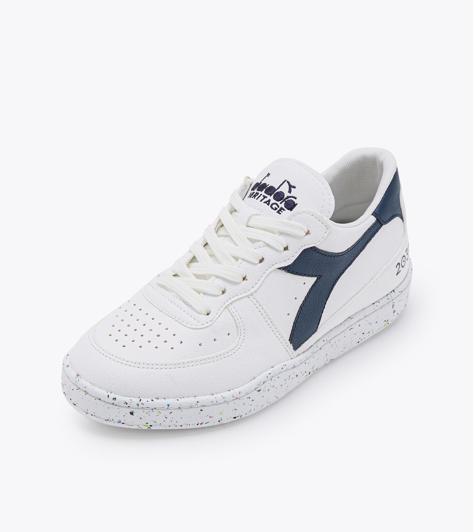 Chaussures Heritage 2030 - Gender neutral MI BASKET LOW 2030 BLANC/NOIR IRIS - Diadora