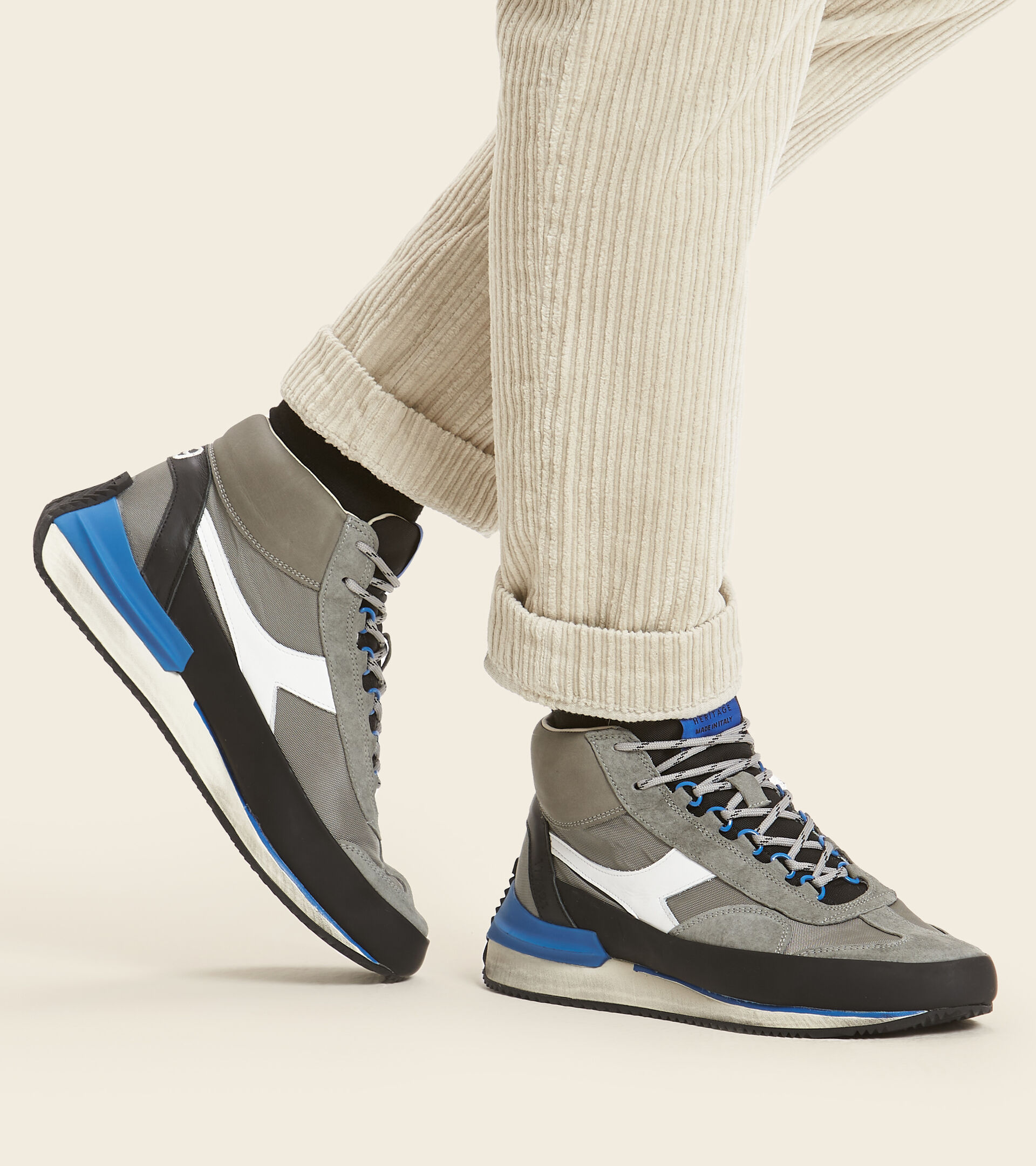 Footwear Heritage UNISEX EQUIPE MID MAD ITALIA NUBUCK SW ASH GREY Diadora