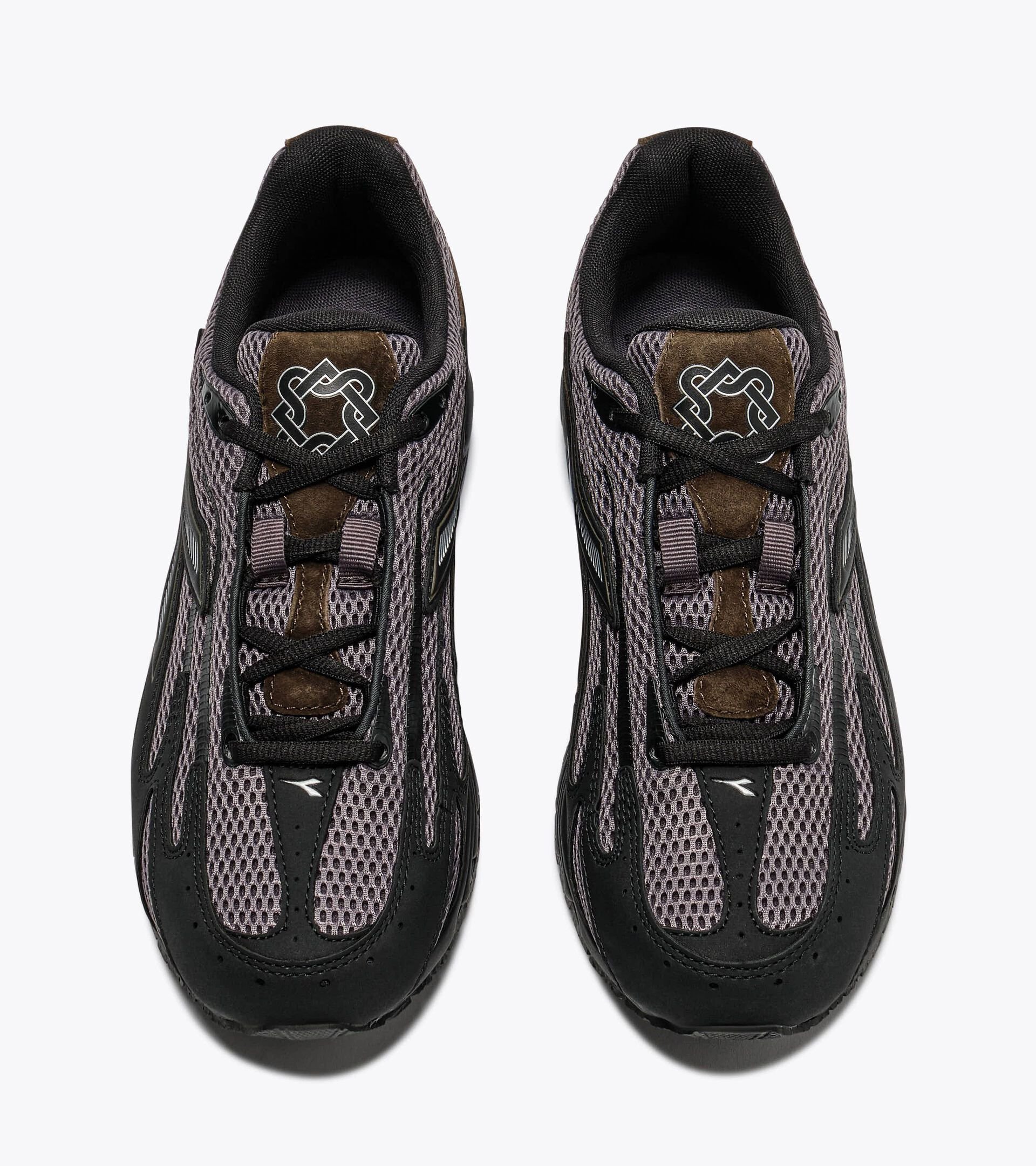 Trainer im Stil der 2000er – neu interpretiert von Lack of Guidance MYTHOS 280 LACK OF GUIDANCE 2 SCHWARZ - Diadora