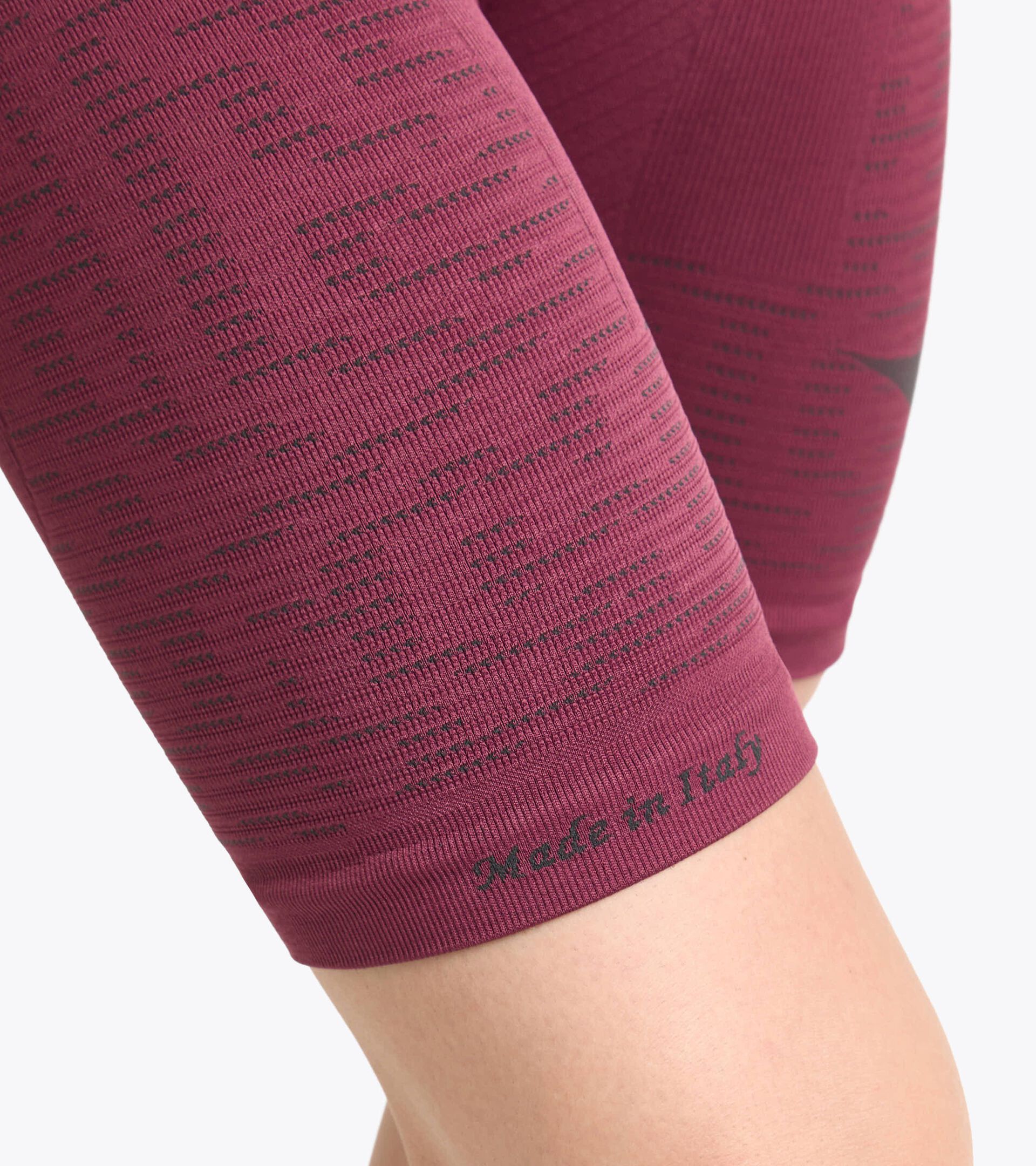 Pantalón corto técnico termorregulador - Running - Hombre SHORTER STRATOUNO ROJO BANDERA - Diadora