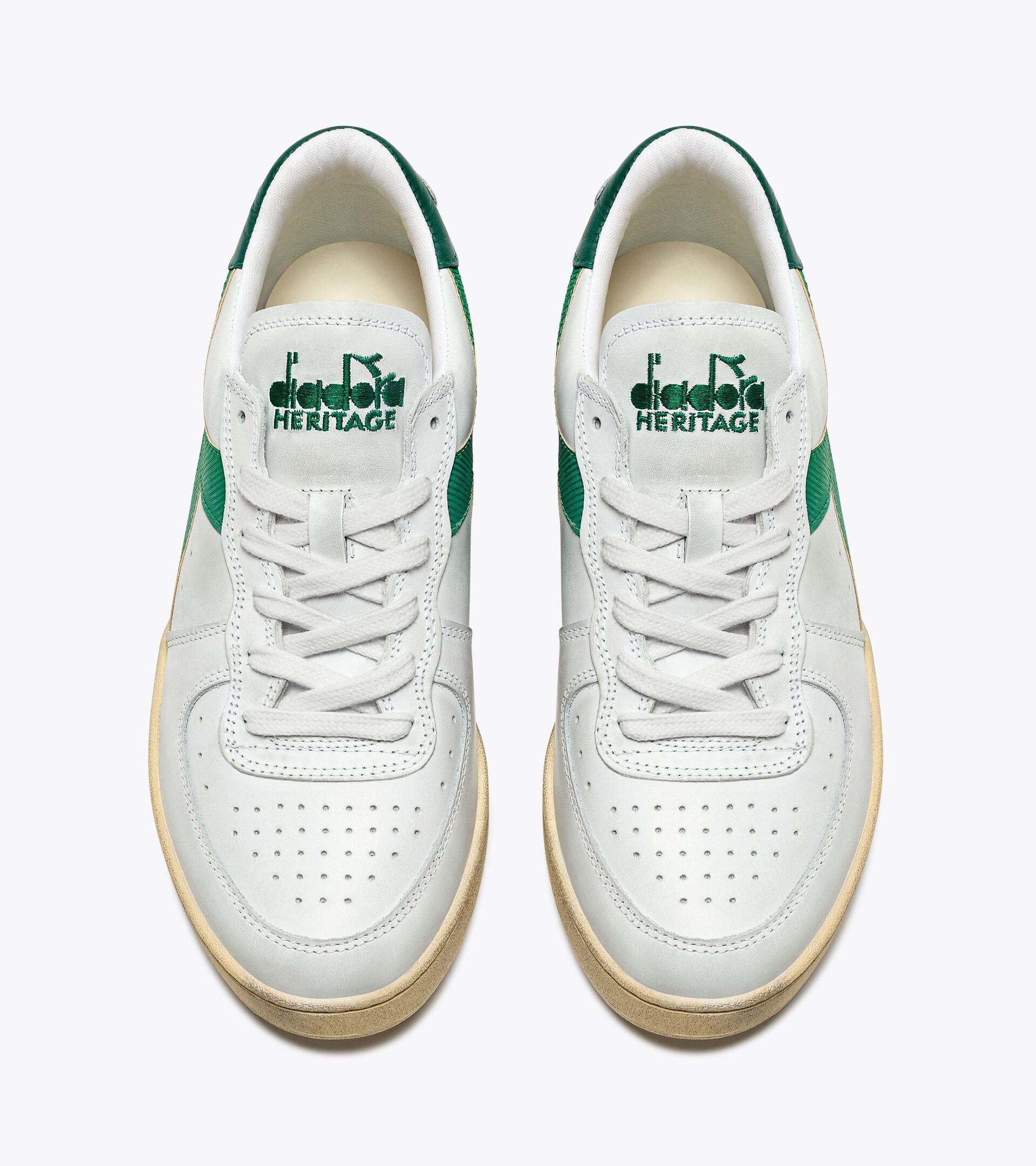Heritage shoe - Gender Neutral MI BASKET LOW USED WHITE/VERDANT GREEN - Diadora