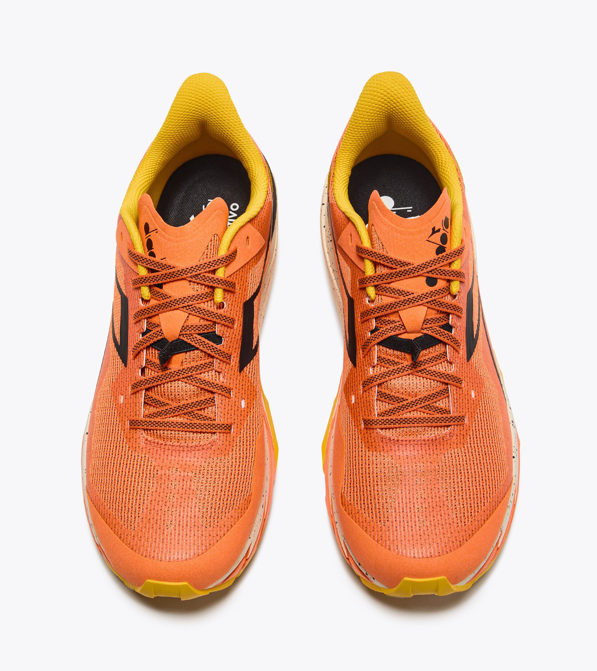 Trail running shoe - All-Gender SESTRIERE-XT 2 NECTARINE/BLACK - Diadora