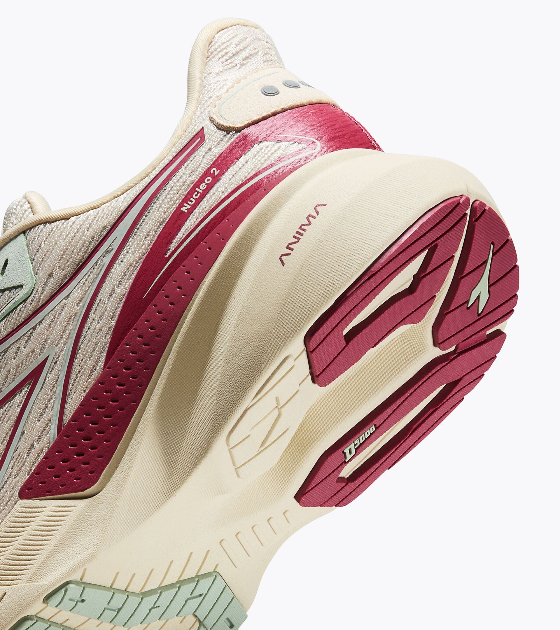 Running shoe - Comfort and stability - Women&rsquo;s NUCLEO 2 W ALMOND MILK /EARTH RED - Diadora