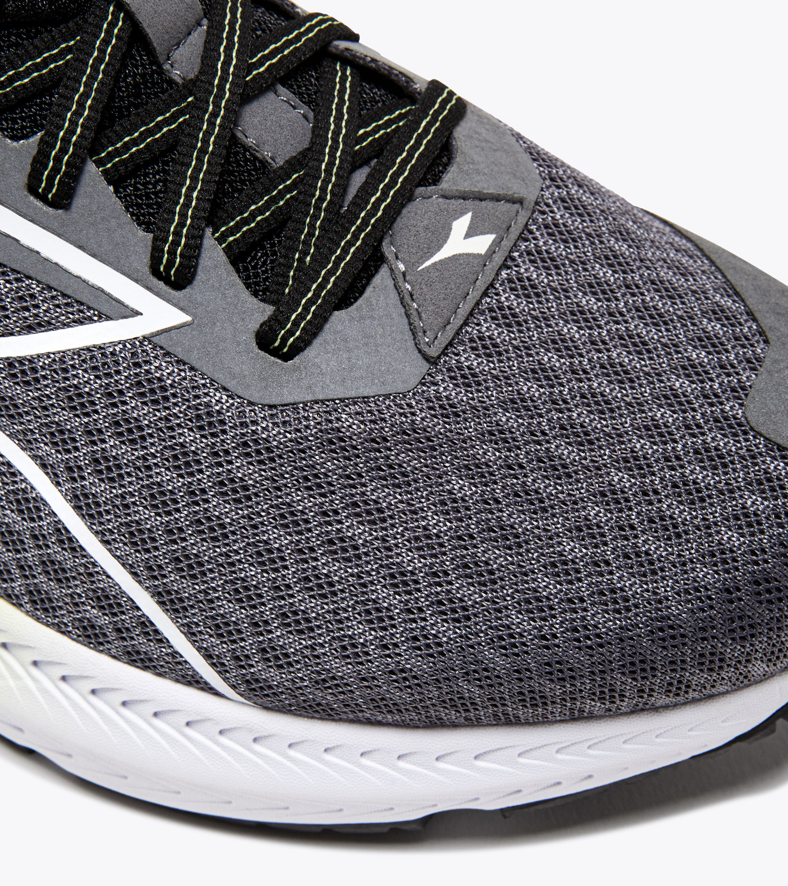 STRADA 2 Neutral running shoes Men s Diadora Online Store ID