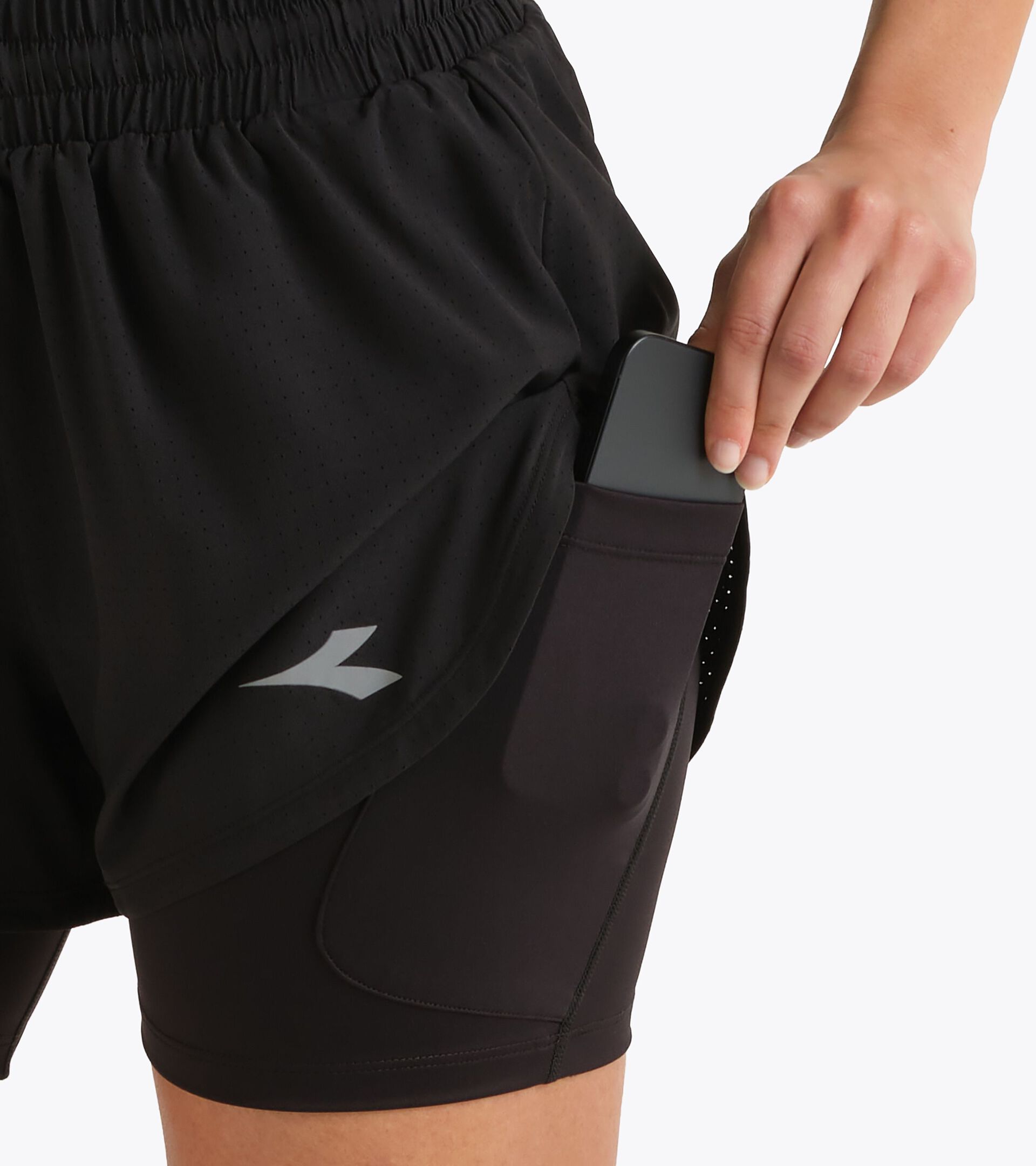 Pantaloncini da running 2 in 1 - Donna L. SHORTS 2IN1 NERO - Diadora