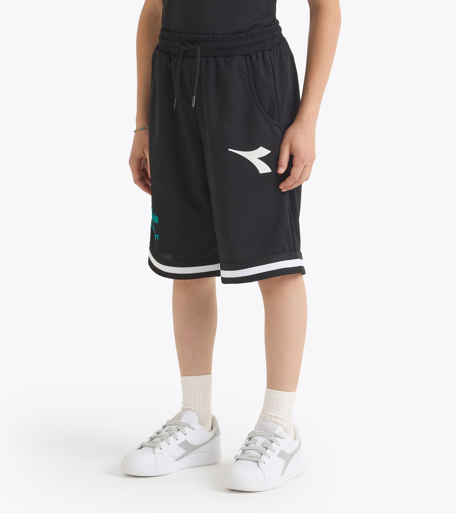 Bermuda - Fit comfort - Boy
 JB. BERMUDA BSKT BALL BLACK - Diadora
