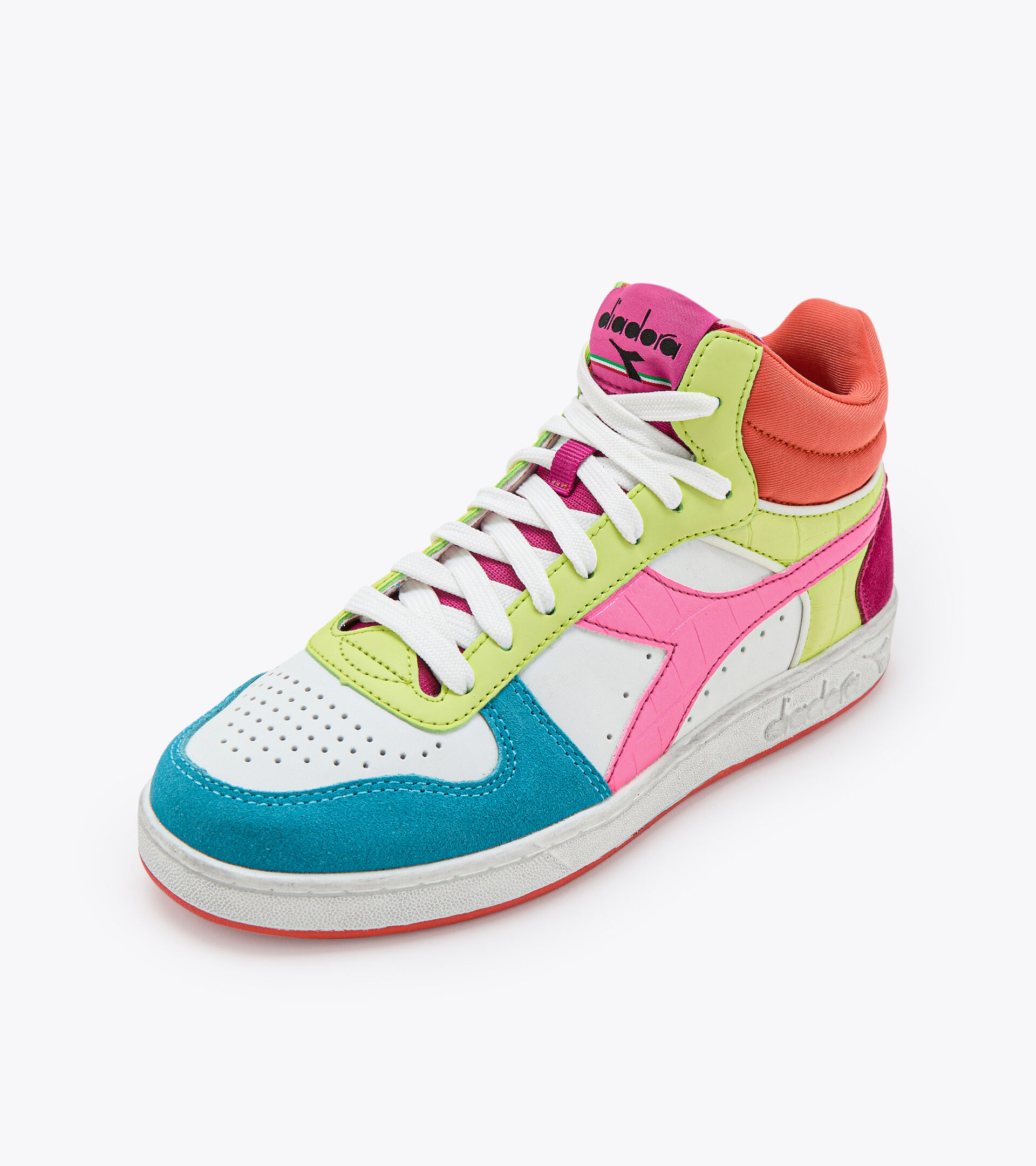 Chaussures de sport - Femme MAGIC BASKET DEMI CROCO WN BLC/ROSE CABARET/VERT DAIQUIRI - Diadora