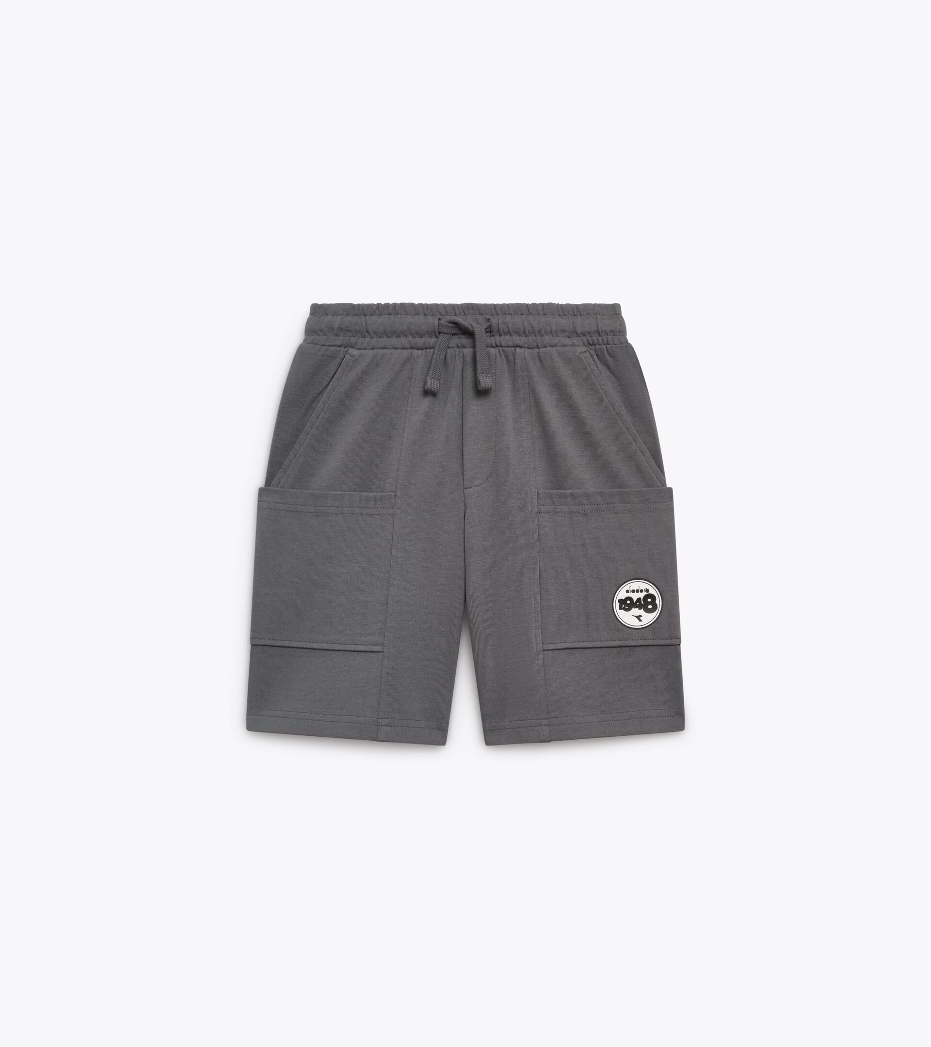 Bermudas con amplios bolsillos - Ni&ntilde;o
 JB. BERMUDA ESS. SPORTS TURBULENCIA - Diadora