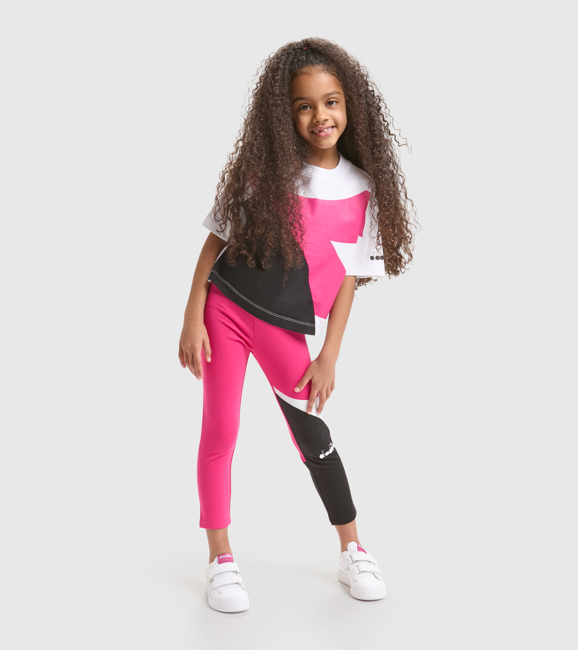 T-shirt sportiva in cotone - Ragazze JG.T-SHIRT SS POWER LOGO ROSA SHOCKING - Diadora