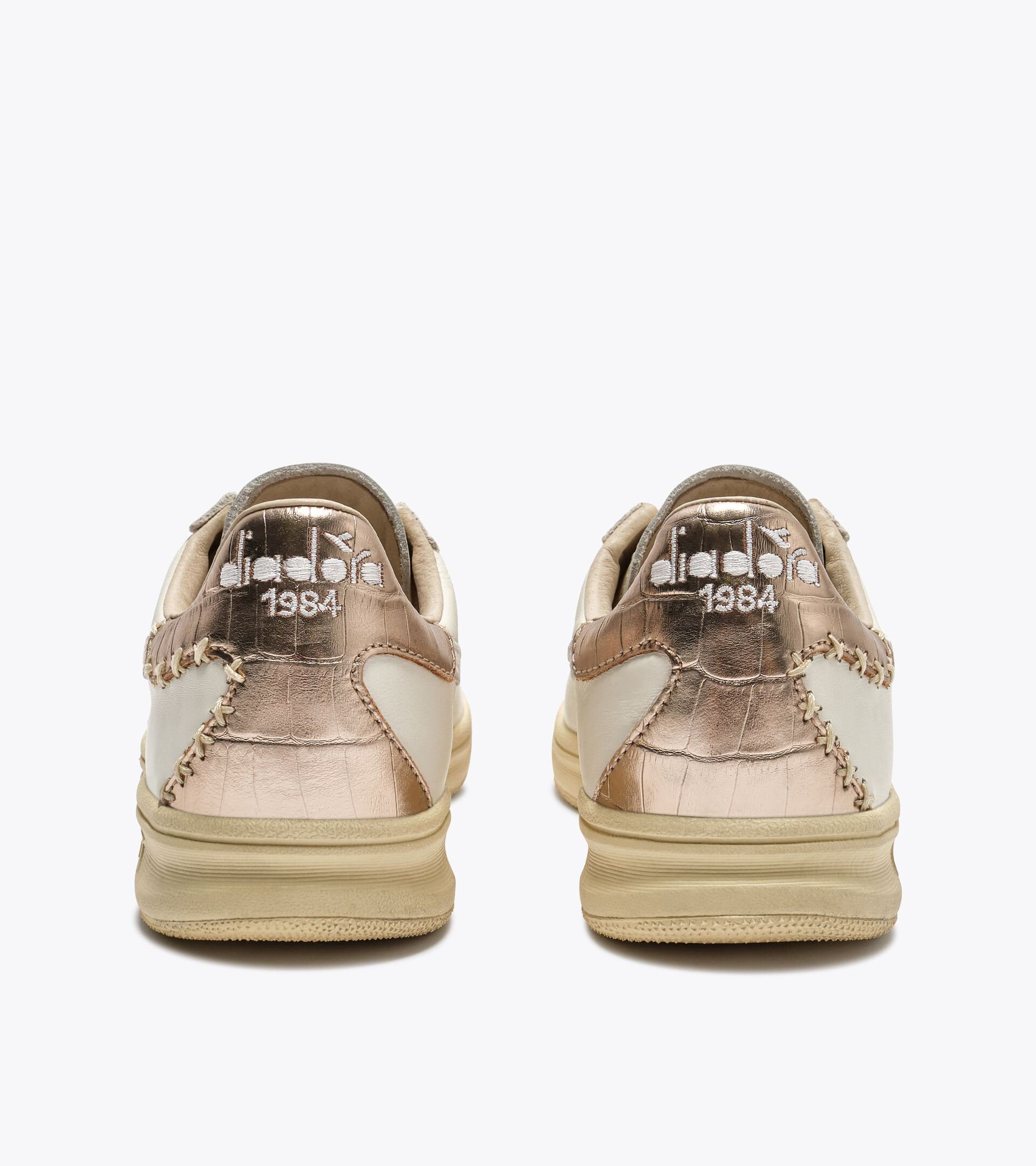 Heritage leather sneaker - All-gender
 B.ELITE X-STITCH WN WHITE/FROSTED ALMOND - Diadora