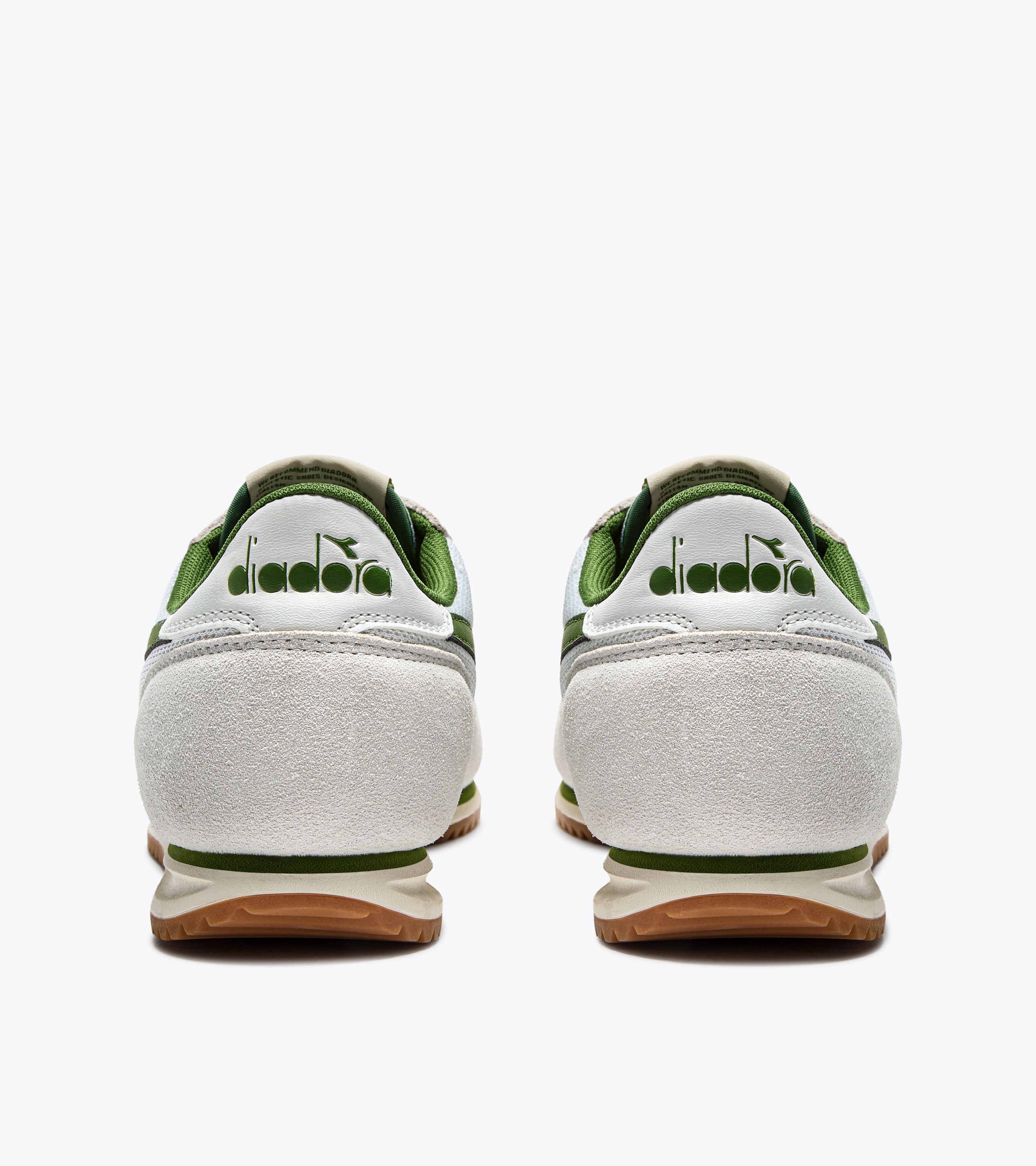 CROSS Low-profile suede sneaker - All-gender - Diadora Online Store