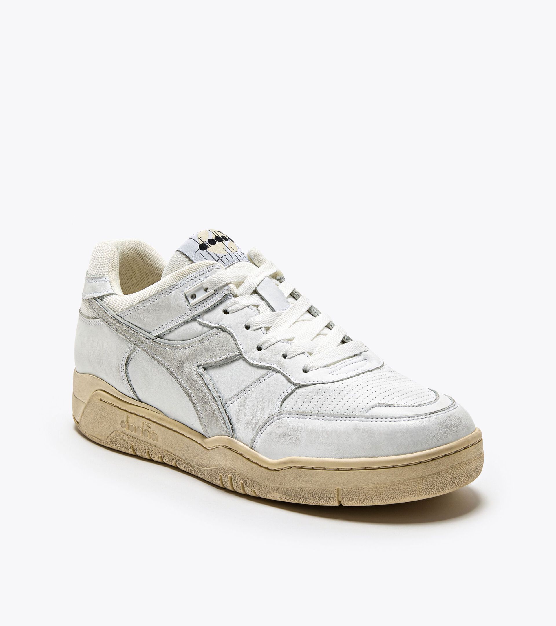 Heritage shoe - Gender neutral B.560 USED WHITE - Diadora