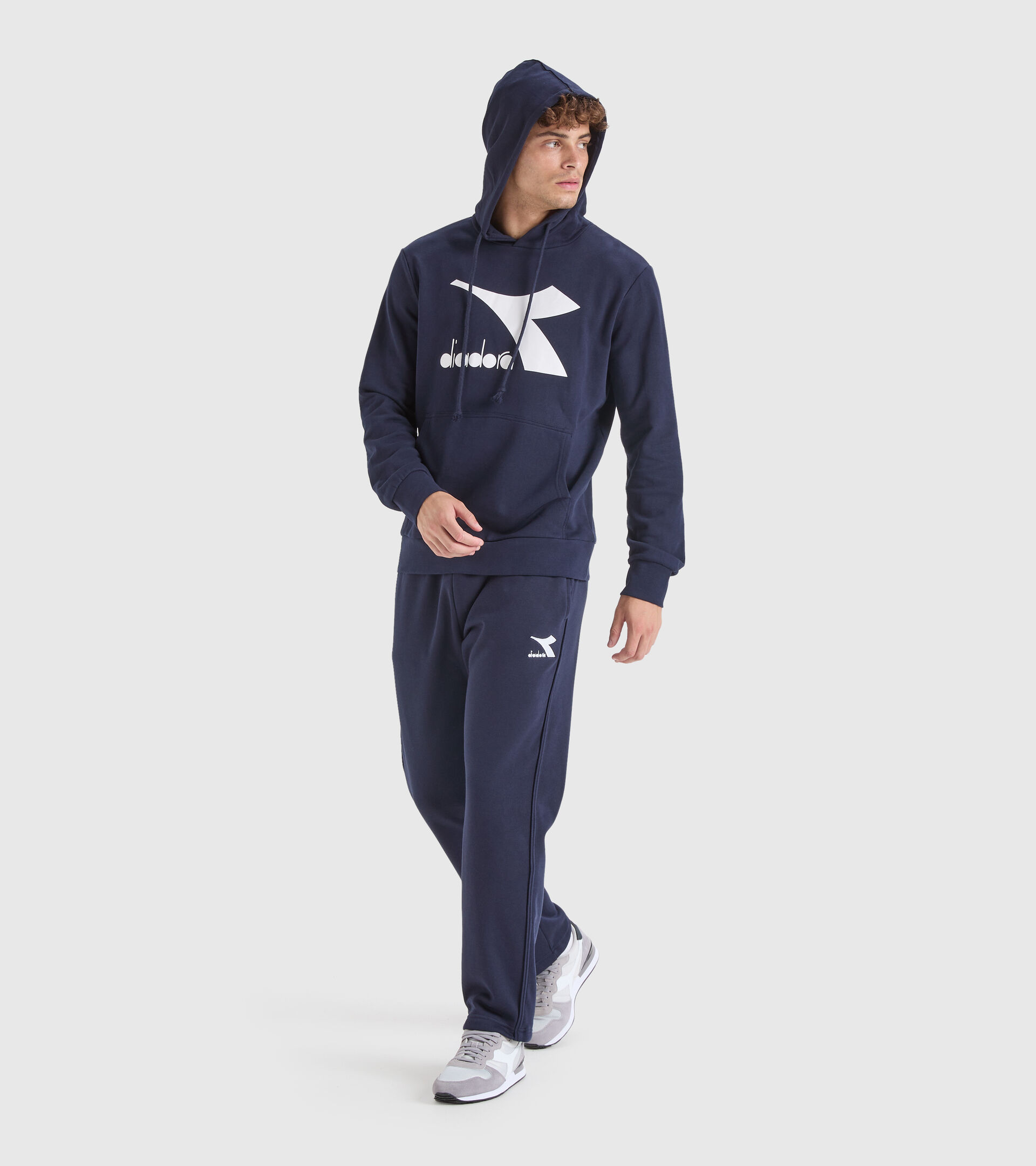 Sporty hooded sweatshirt - Men HOODIE CHROMIA CLASSIC NAVY - Diadora