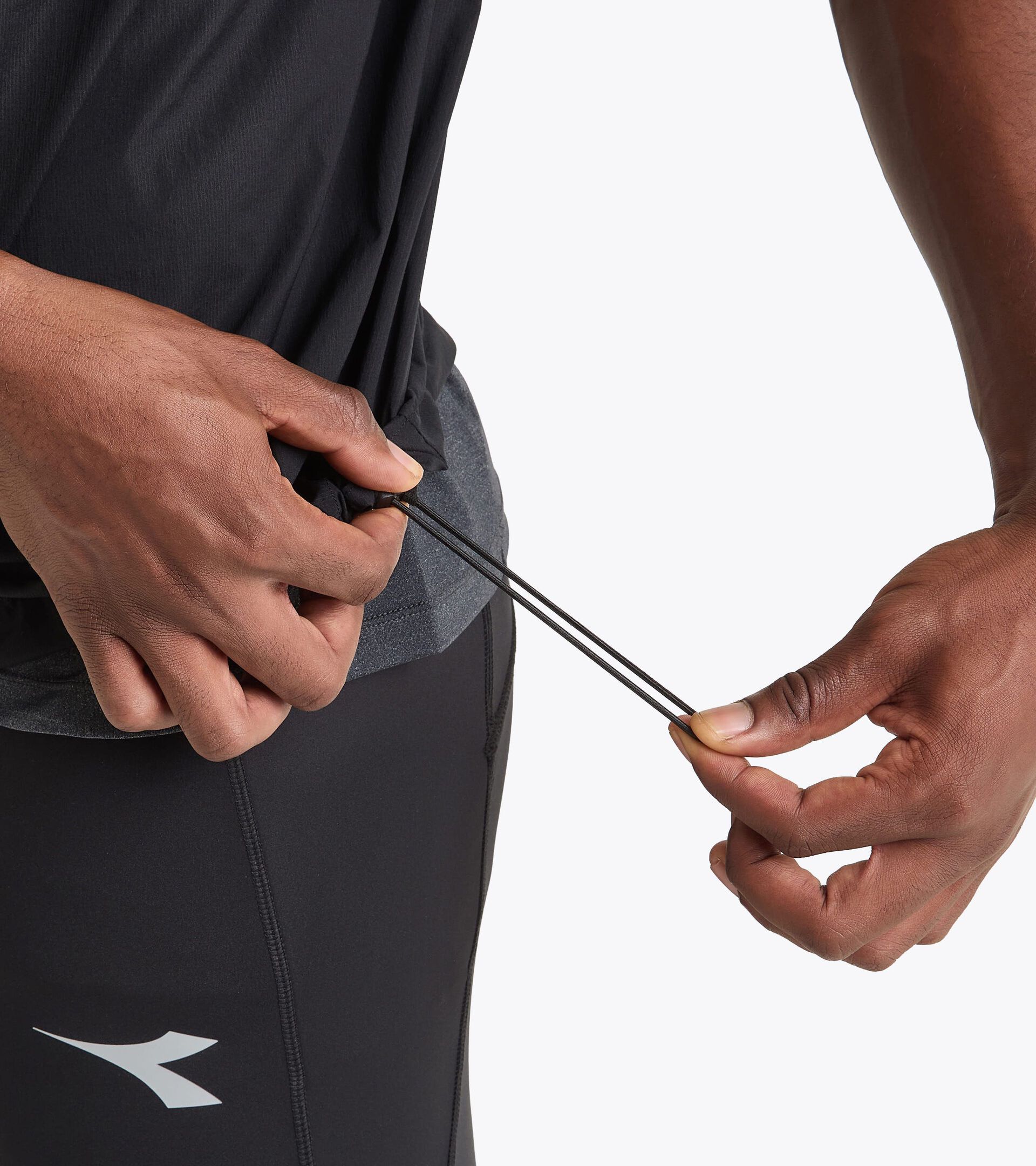 Packable windbreaker vest - Running - Men’s
WINDBREAKER PACKABLE VEST BLACK - Diadora