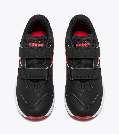 FALCON 4 SL JR V, NEGRO/ROJO ALTO RIESGO/BLANCO Zapatilla de running juvenil - Gender neutral FALCON 4 SL JR V NEGRO/ROJO ALTO RIESGO/BLANCO - Diadora