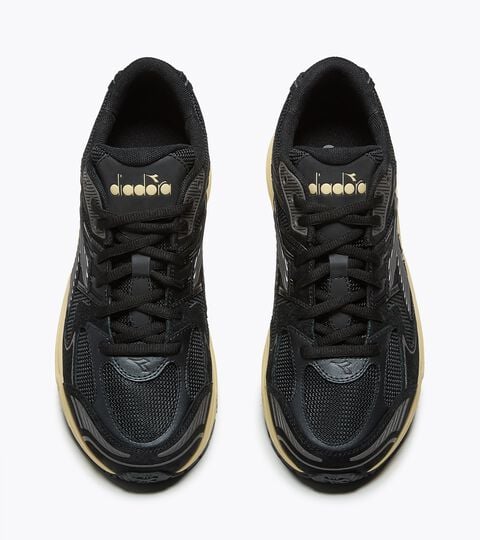 Sports sneakers - All-Gender
 MYTHOS STAR BLACK /RAIN FOREST - Diadora