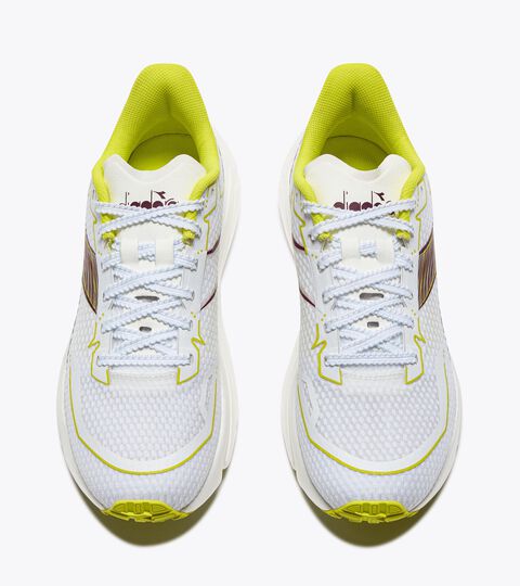 Running shoe - Lightness and reactivity - Women&rsquo;s FREQUENZA 2 W WHITE/GREEN SPRING - Diadora