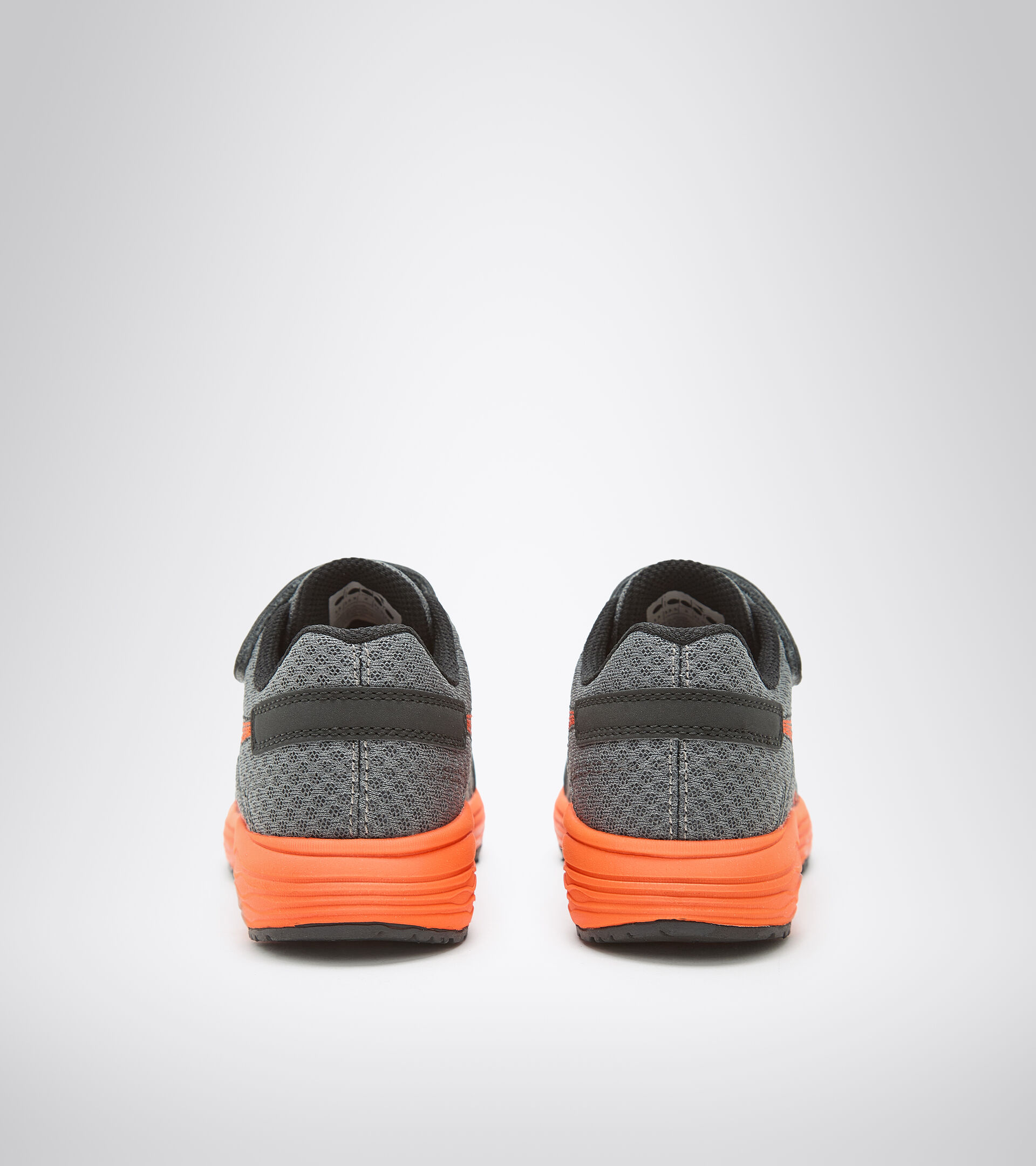 Junior running shoes - Unisex FLAMINGO 7 JR STEEL GRAY/BLACK - Diadora