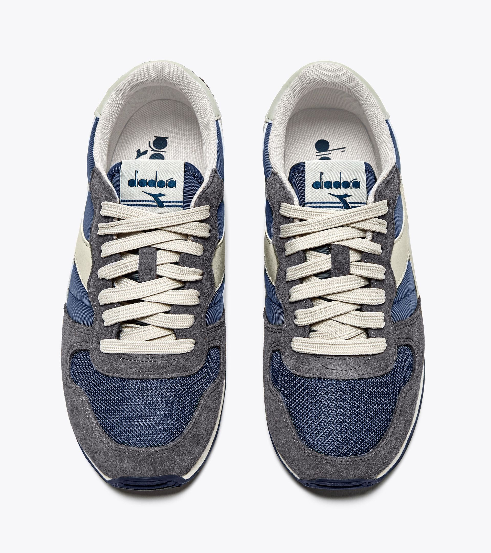Sporty sneakers - Gender neutral CAMARO INSIGNIA BLUE/GRAY PELICAN - Diadora