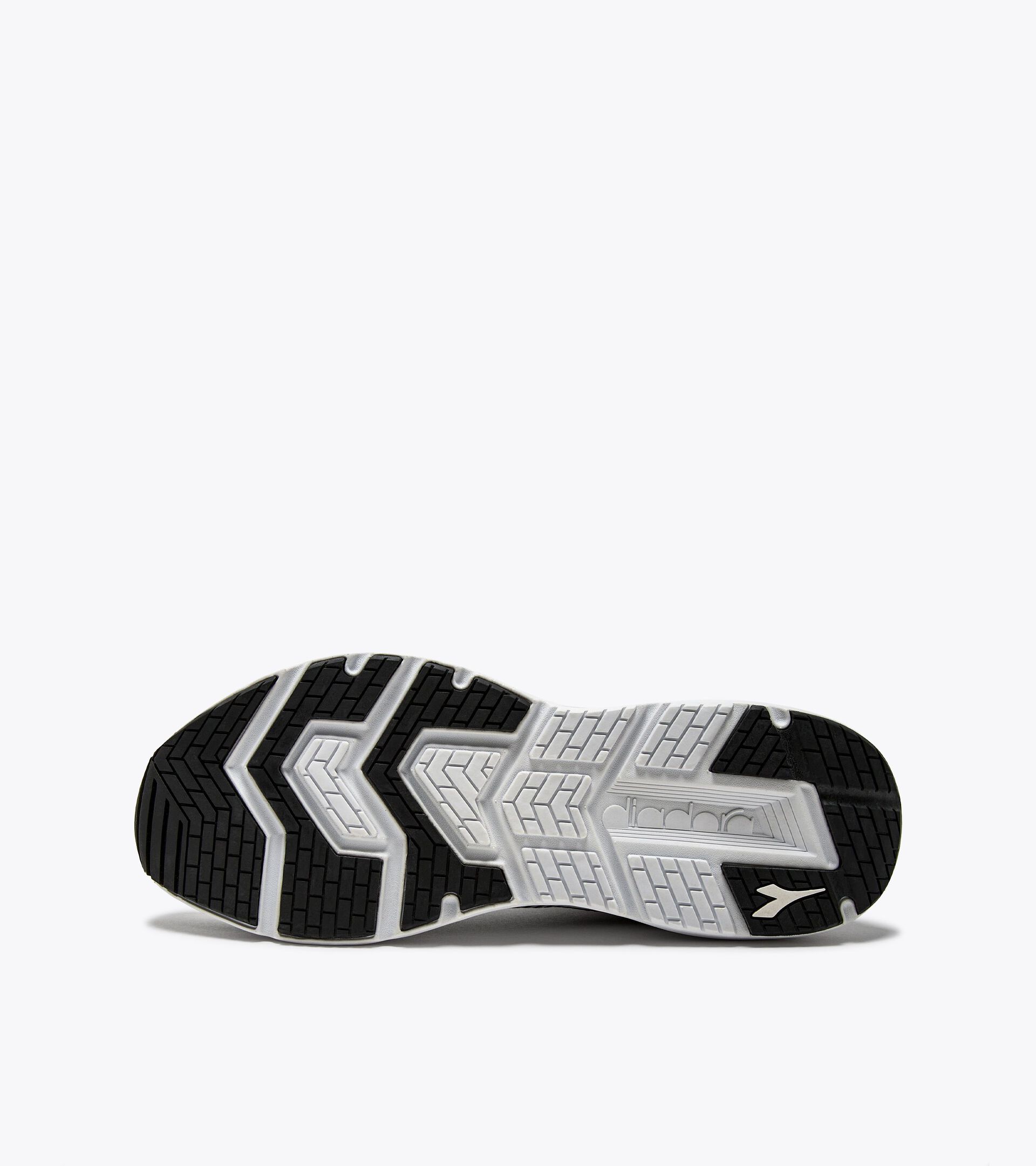 Walking shoe - Men PASSO 3 BLACK/WHITE (C7406) - Diadora