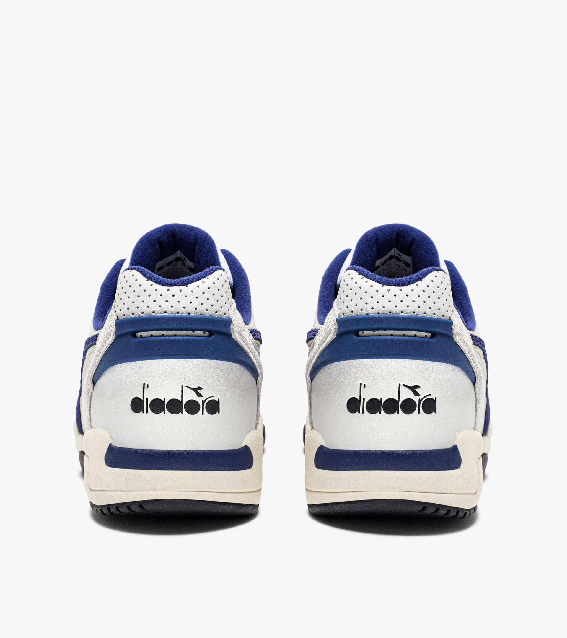 Sporty sneakers - All-Gender WINNER SL BLUE PRINT/WHITE - Diadora