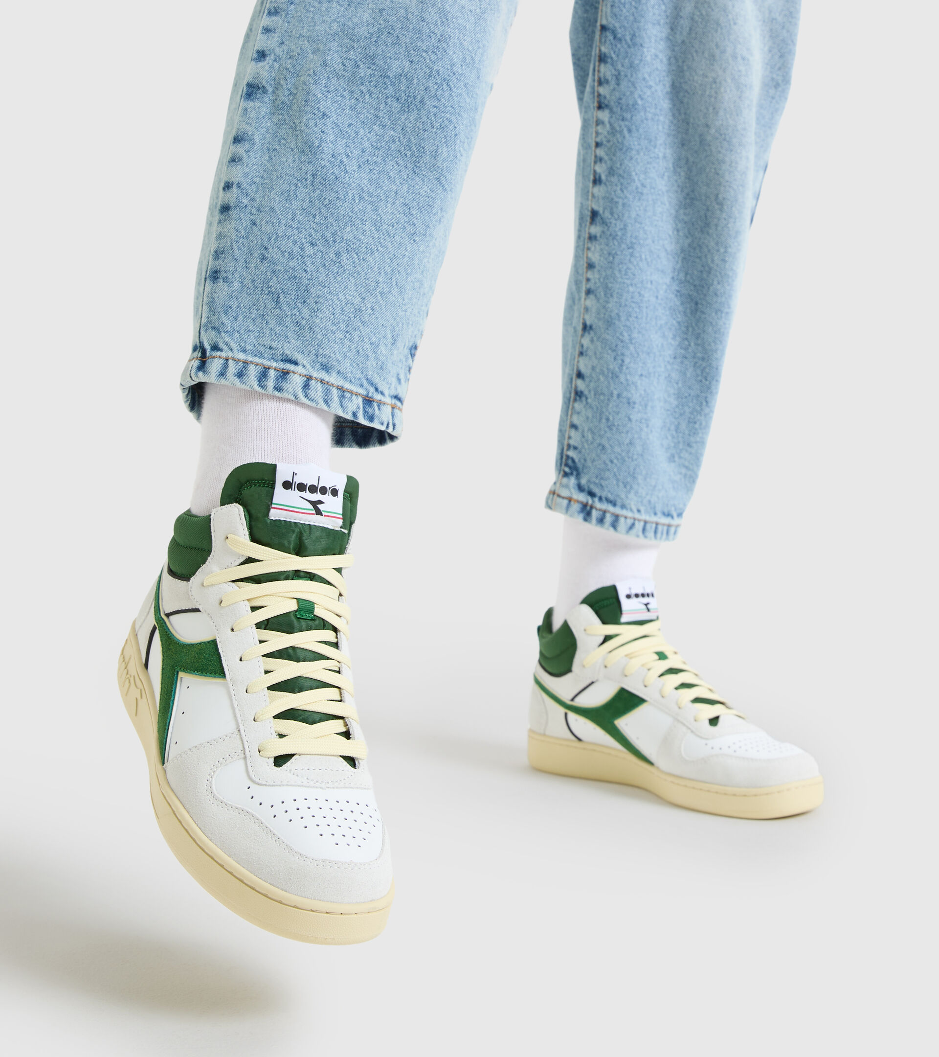 Sportschuh - Unisex MAGIC BASKET DEMI CUT SUEDE LEATHER WEISS/GRUEN/WEISS - Diadora