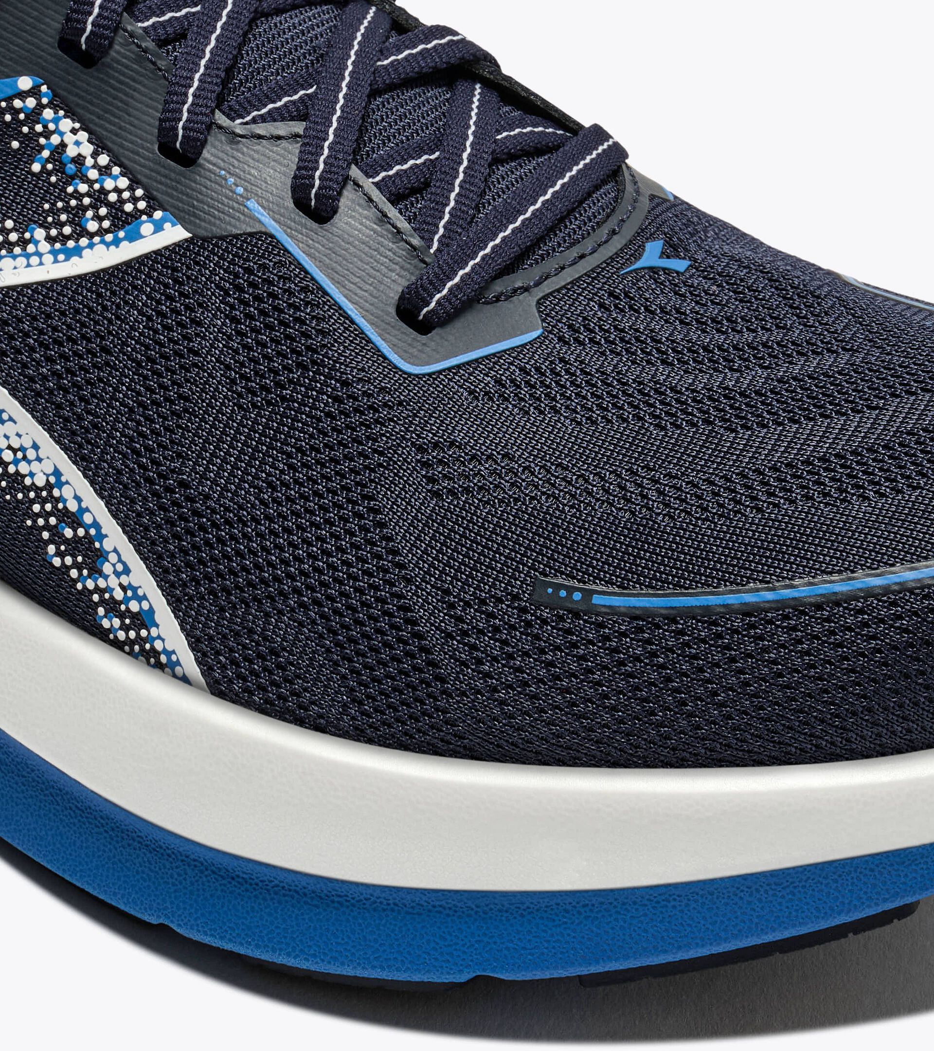 Running shoe - Stability and protection - Men&rsquo;s MYTHOS BLUSHIELD VIGORE V BLUE CORSAIR/WHITE - Diadora