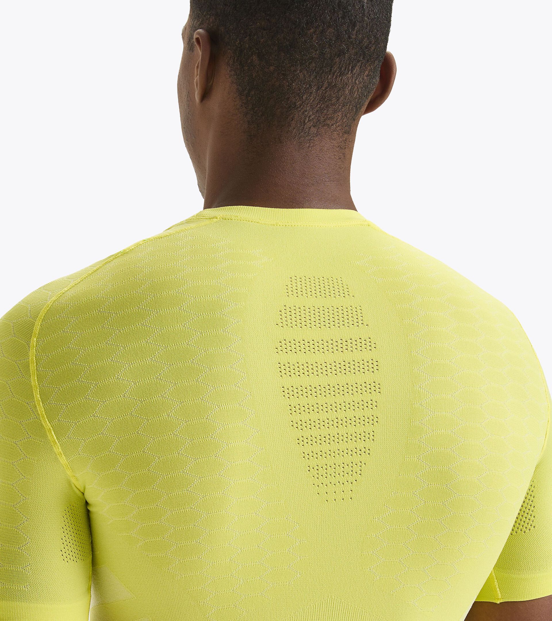 Short-sleeved training t-shirt - Men SS T-SHIRT ACT EVENING PRIMROSE - Diadora