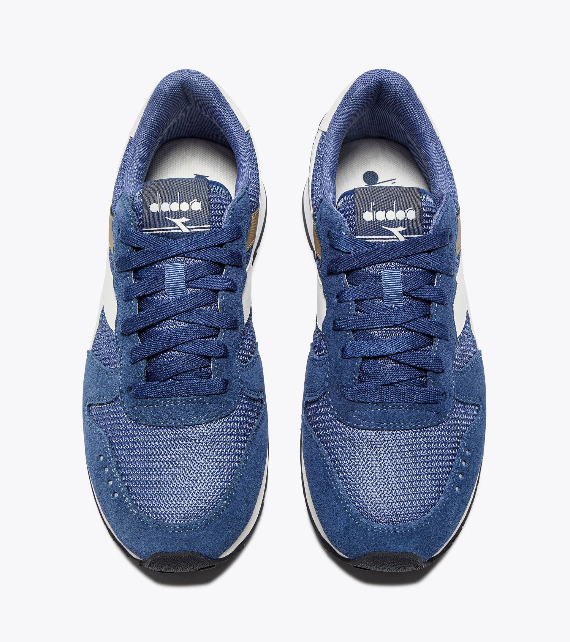 Zapatilla de ante - Para todos los g&eacute;neros
 CAMARO M2 AUTENTICO AZUL MARINO - Diadora