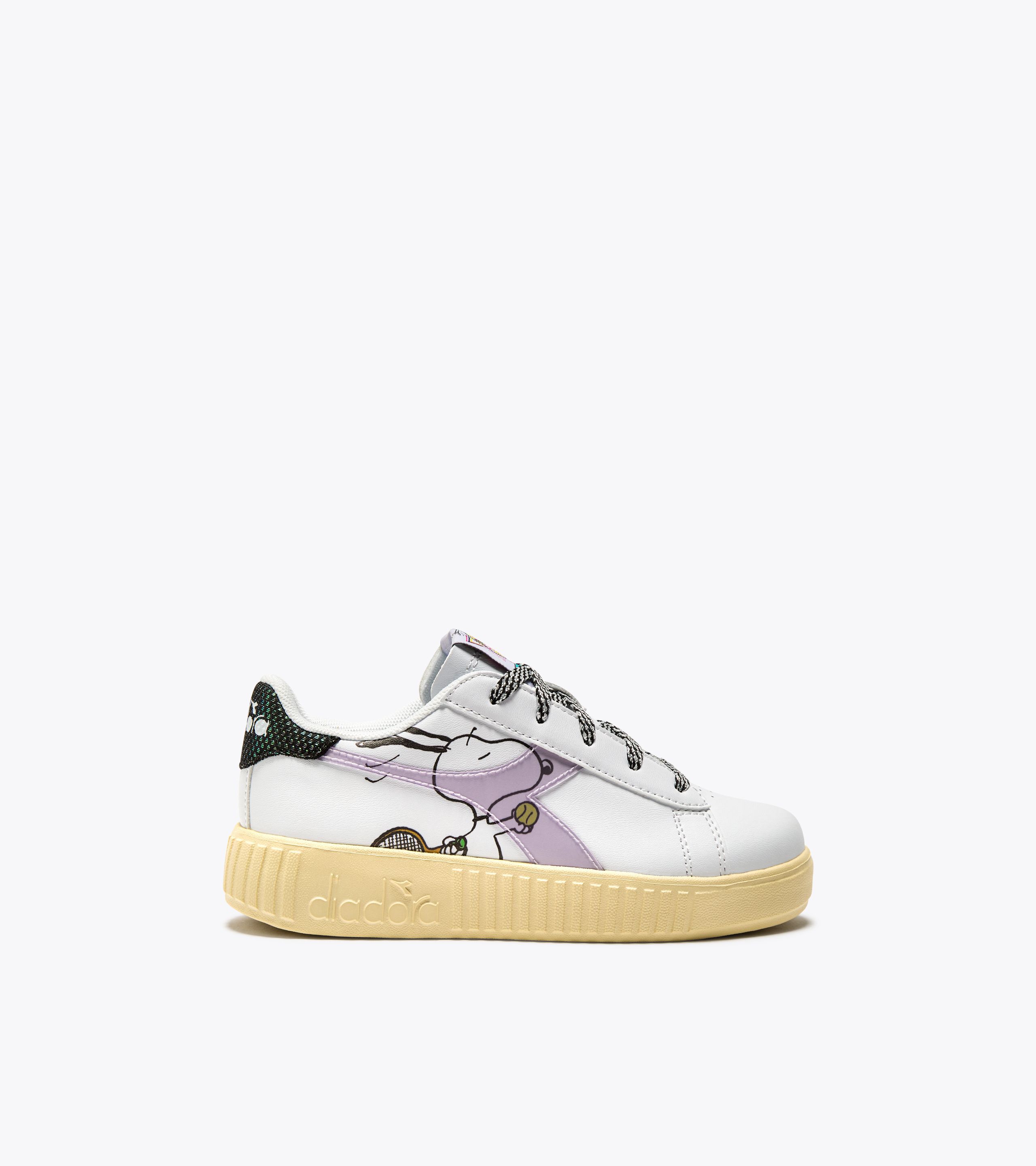 Diadora peanuts sneakers top