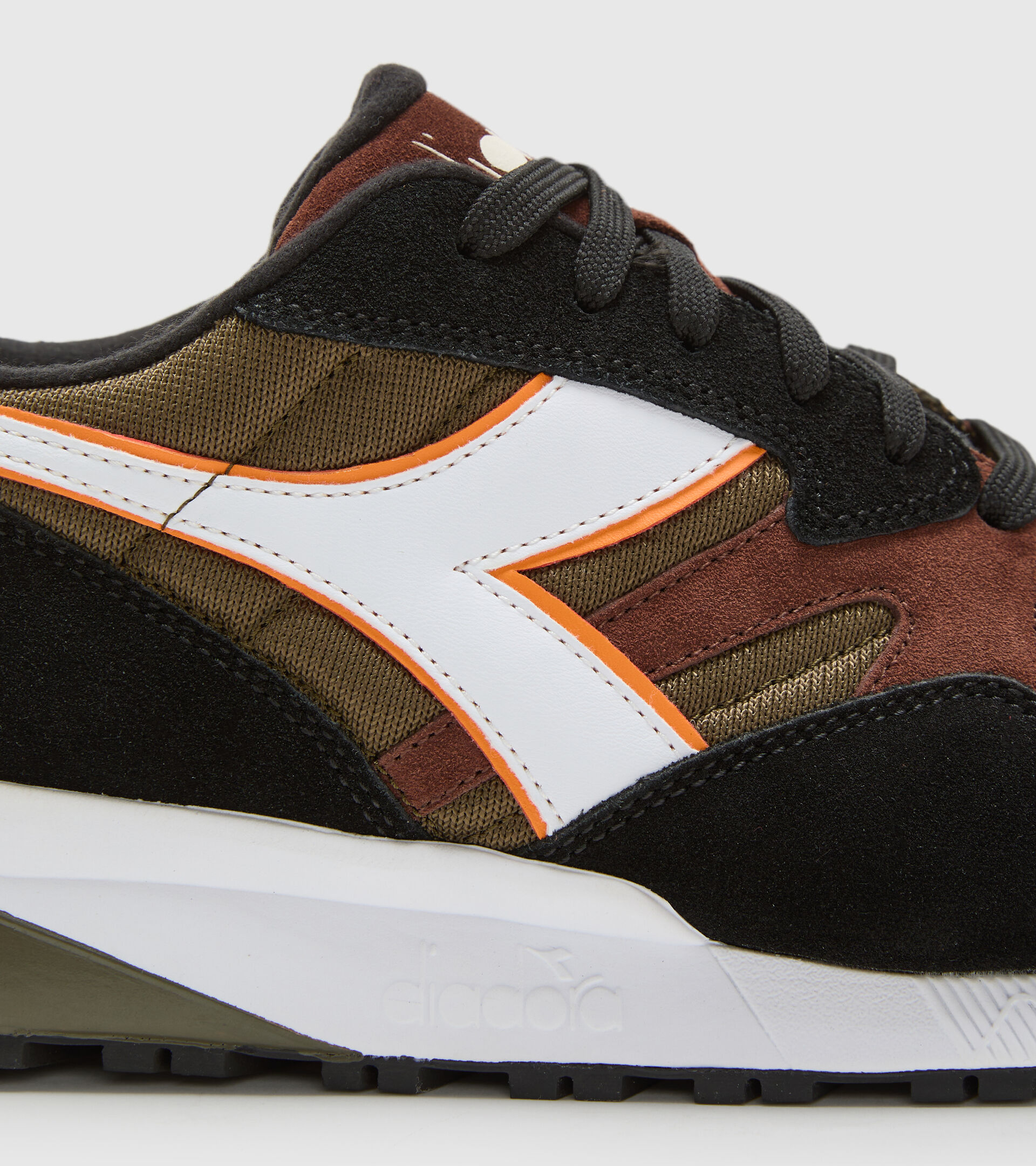 Sports shoes - Unisex N902 BLACK/GREEN BEECH - Diadora