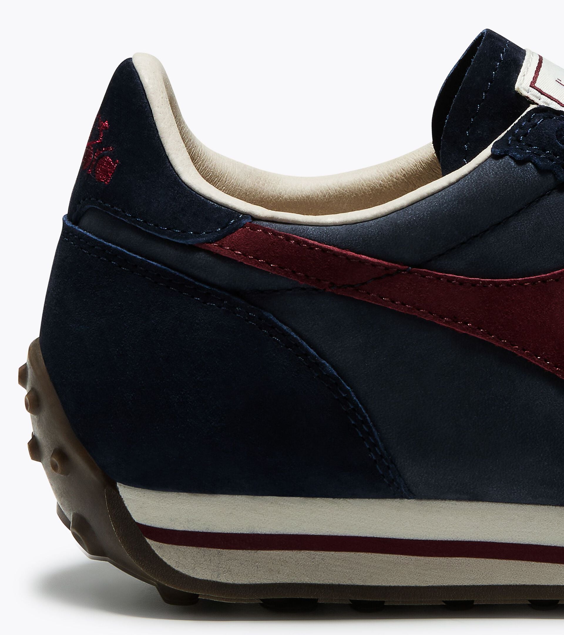 Leather Sneaker - Low-Profile - All-gender RALLY WAXED NAVY TUAREG - Diadora