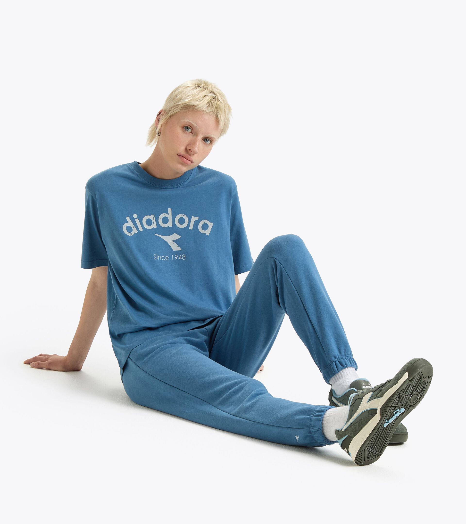 Sweatpants - Gender Neutral PANTS ATHL. LOGO COLONEL BLUE - Diadora