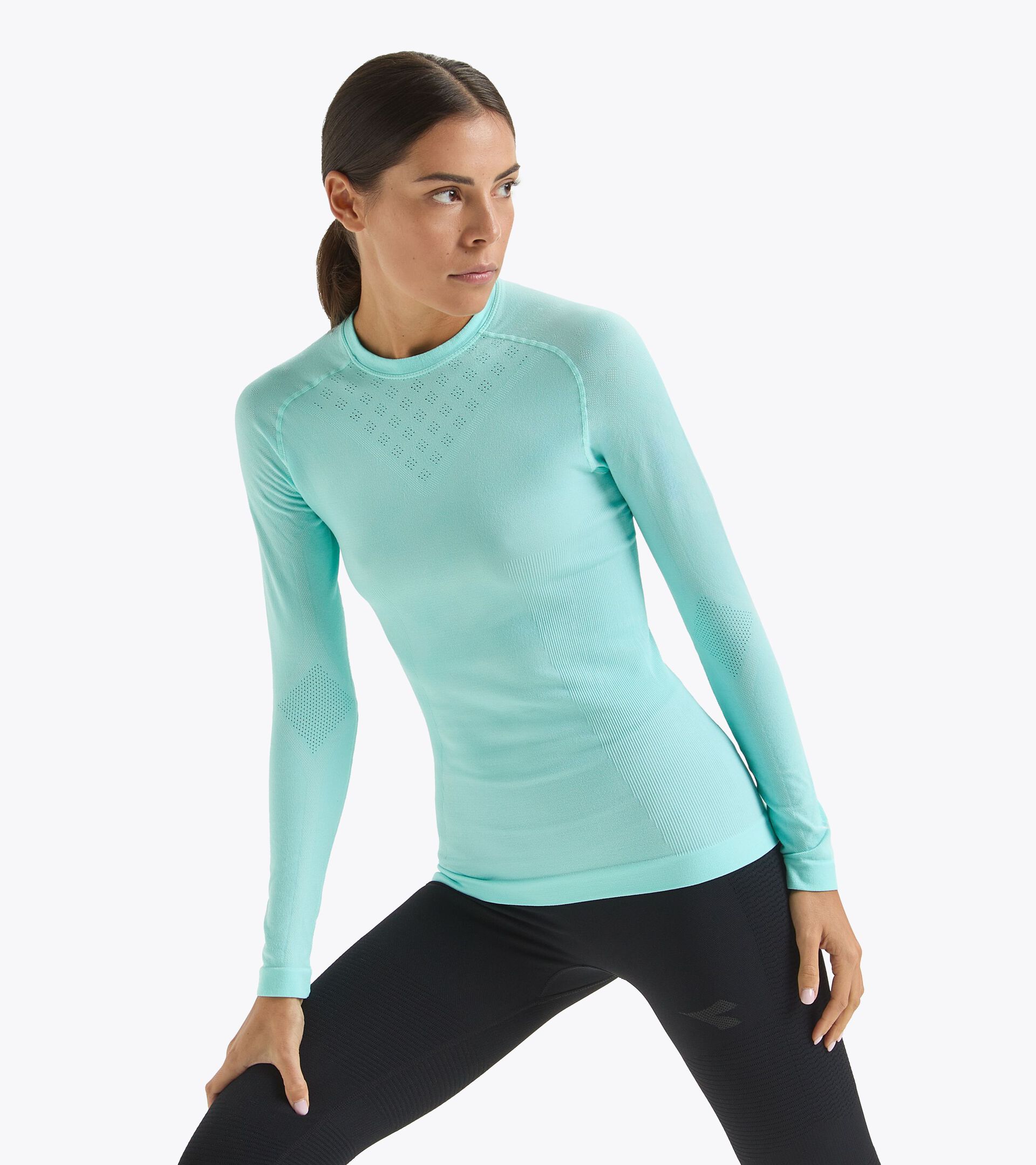 Long-sleeved training t-shirt - Women L. LS T-SHIRT ACT ARUBA BLUE - Diadora