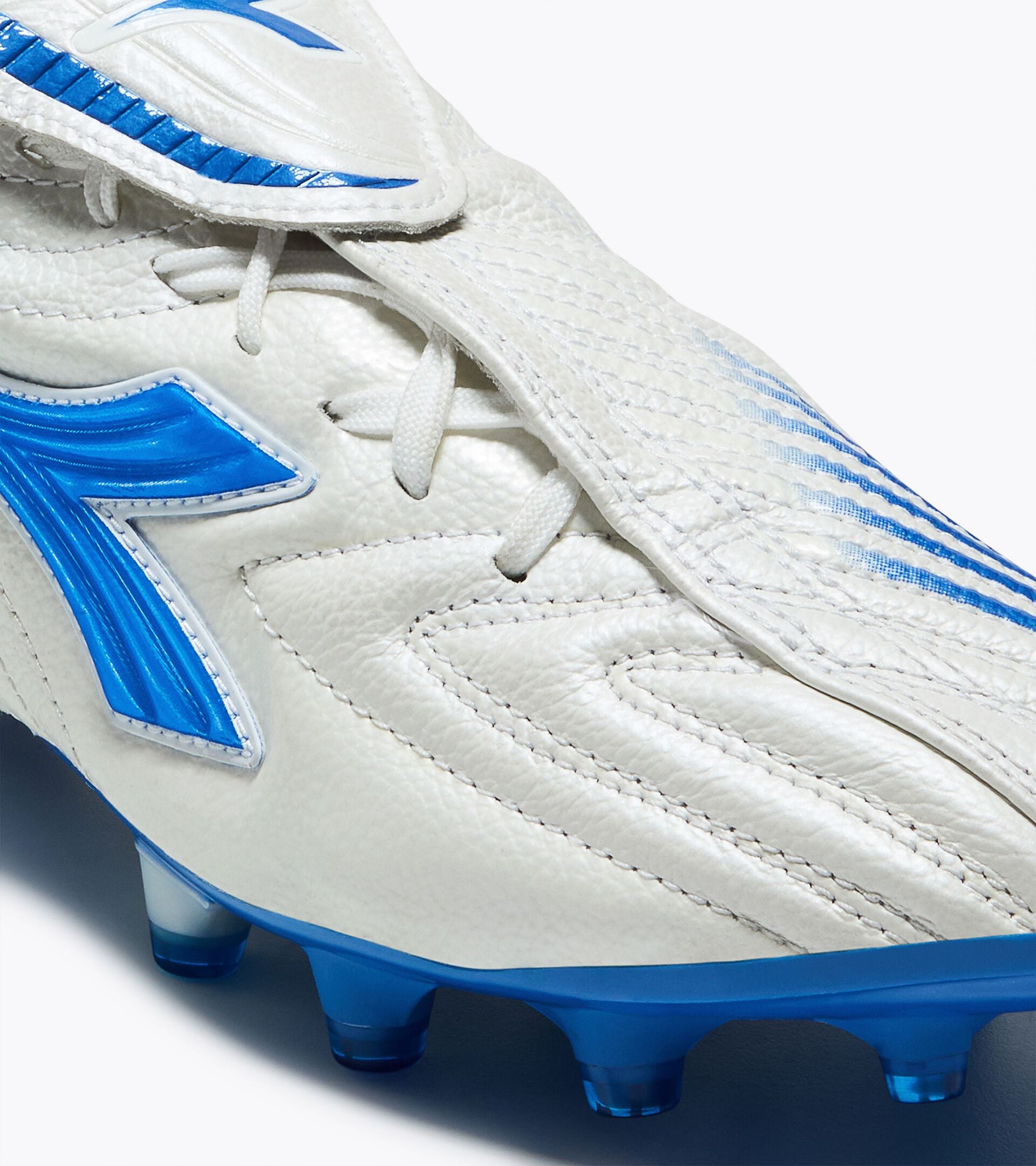 Anniversary Edition Calcio Boot - Made in Italy - All-gender MAXIMUS X ELITE ITALY FG WHITE PEARLIZED /FRENCH BLUE - Diadora