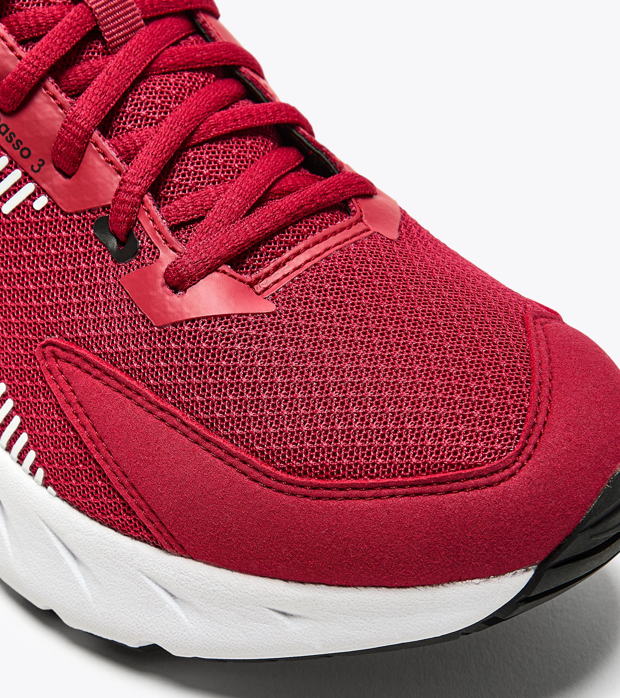 Diadora walking shoes online