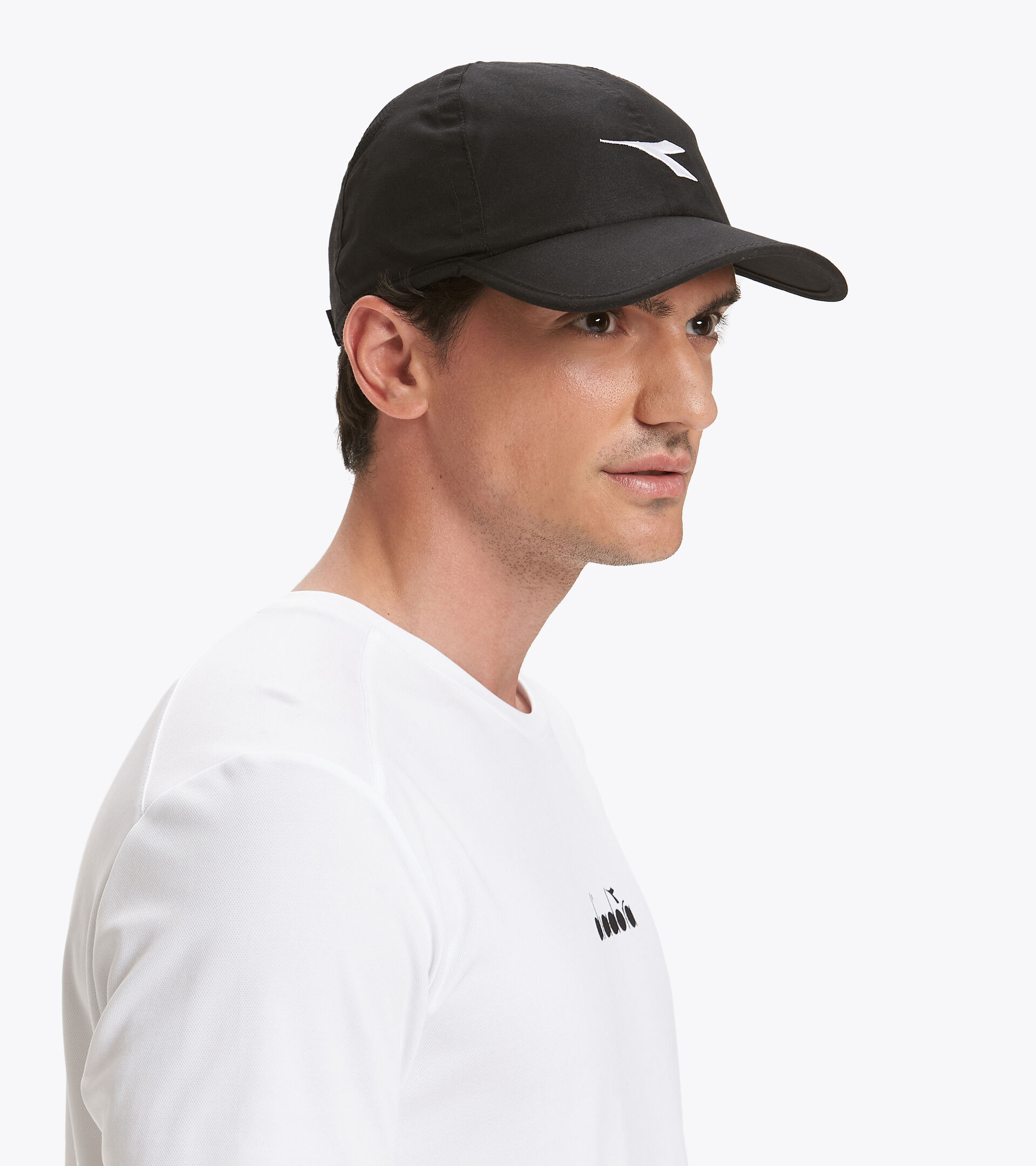 Tennis-style hat ADJUSTABLE CAP BLACK/OPTICAL WHITE - Diadora