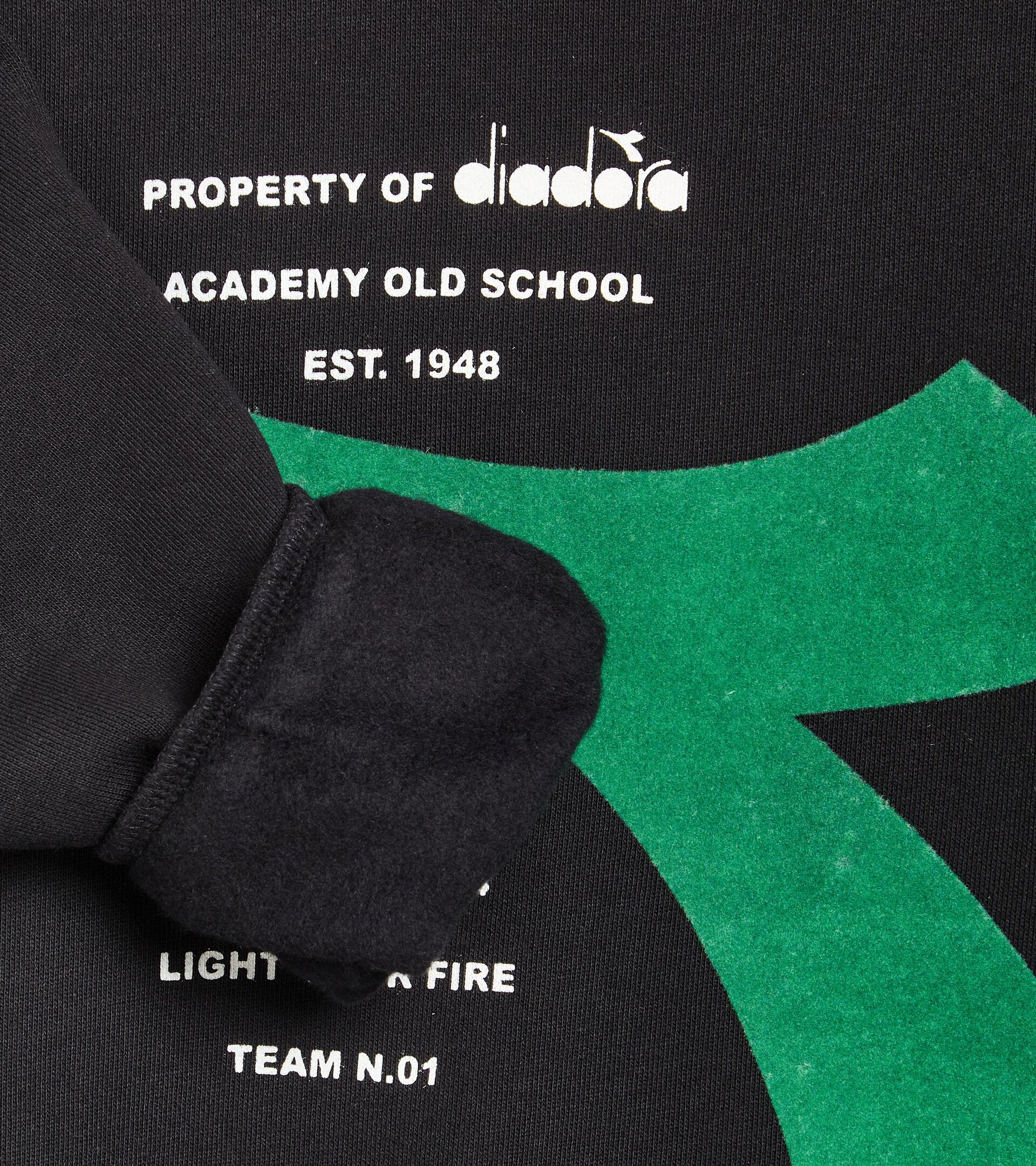 Crewneck sweatshirt - Boy
 JB. SWEATSHIRT CREW FREGIO BLACK - Diadora