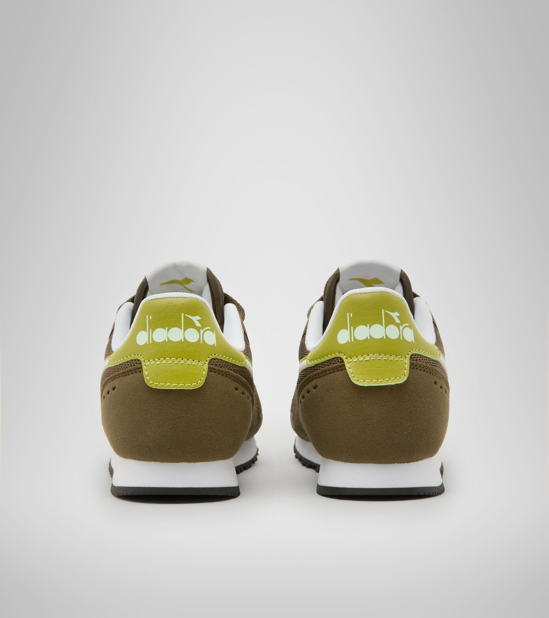 Sports shoes - Youth 8-16 years SIMPLE RUN GS OLIVE GREEN - Diadora