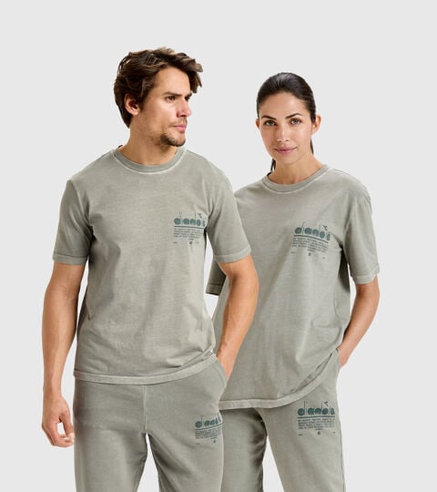 T-shirt in cotone organico - Unisex T-SHIRT SS MANIFESTO PALETTE VERDE OMBRA - Diadora