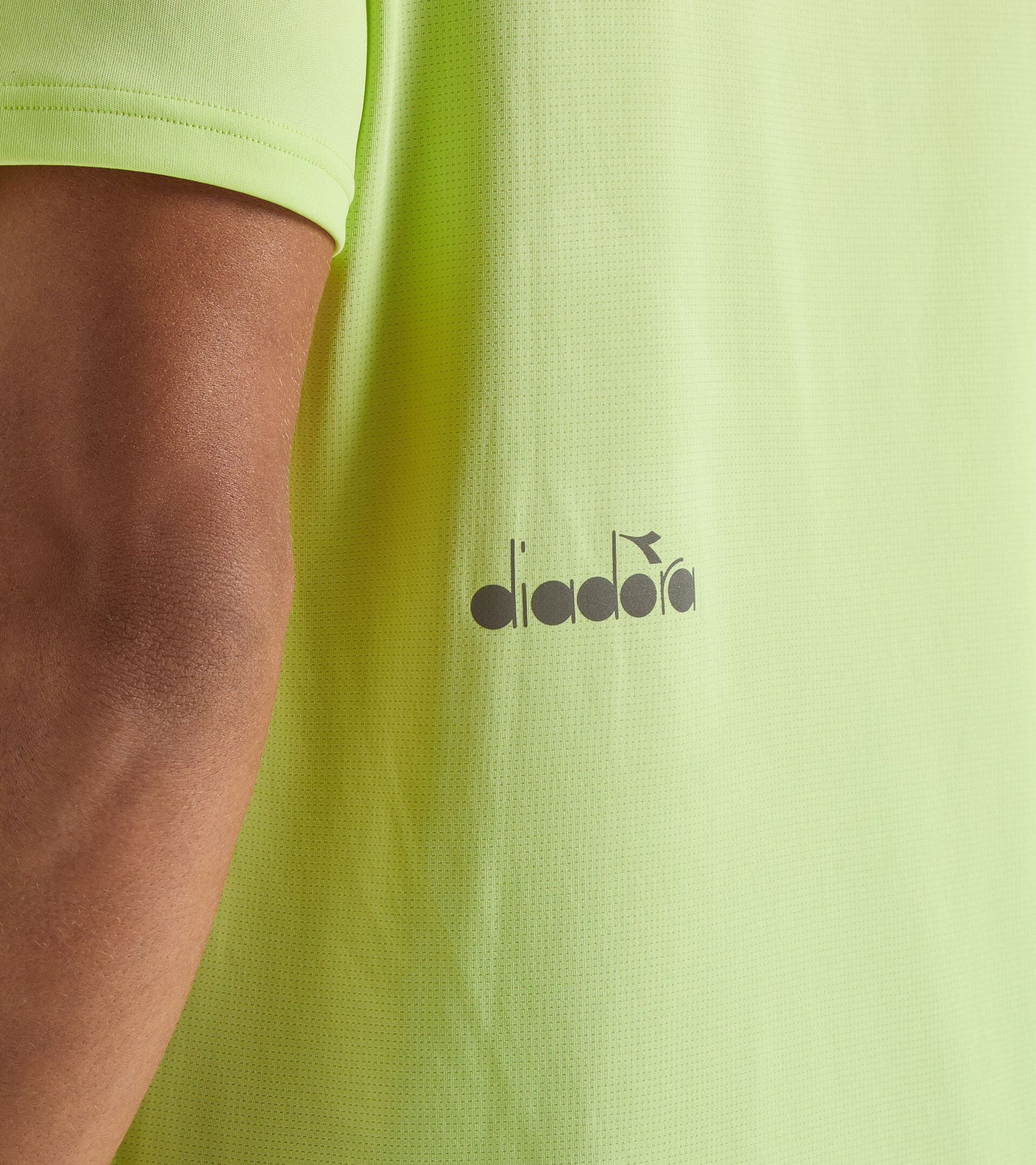Camiseta deportiva - Hombre RUN SS T-SHIRT LIMA SOMBRA - Diadora