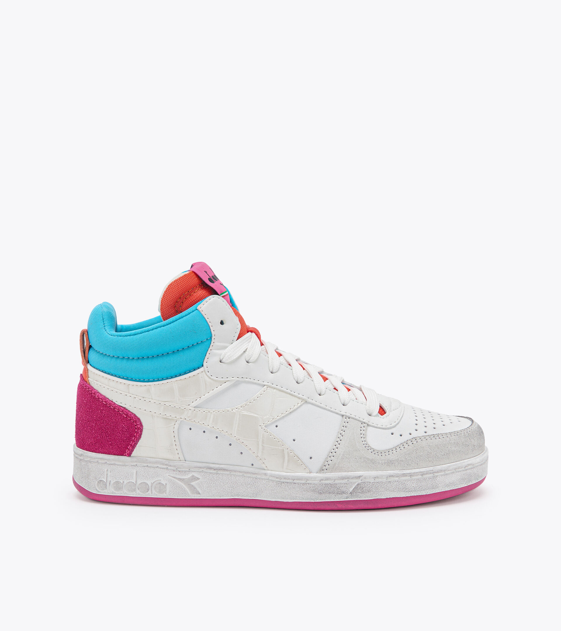 Sports shoes - Women
 MAGIC BASKET DEMI CROCO WN WHT/BACHELOR BUTTON/DAIQUIRI - Diadora