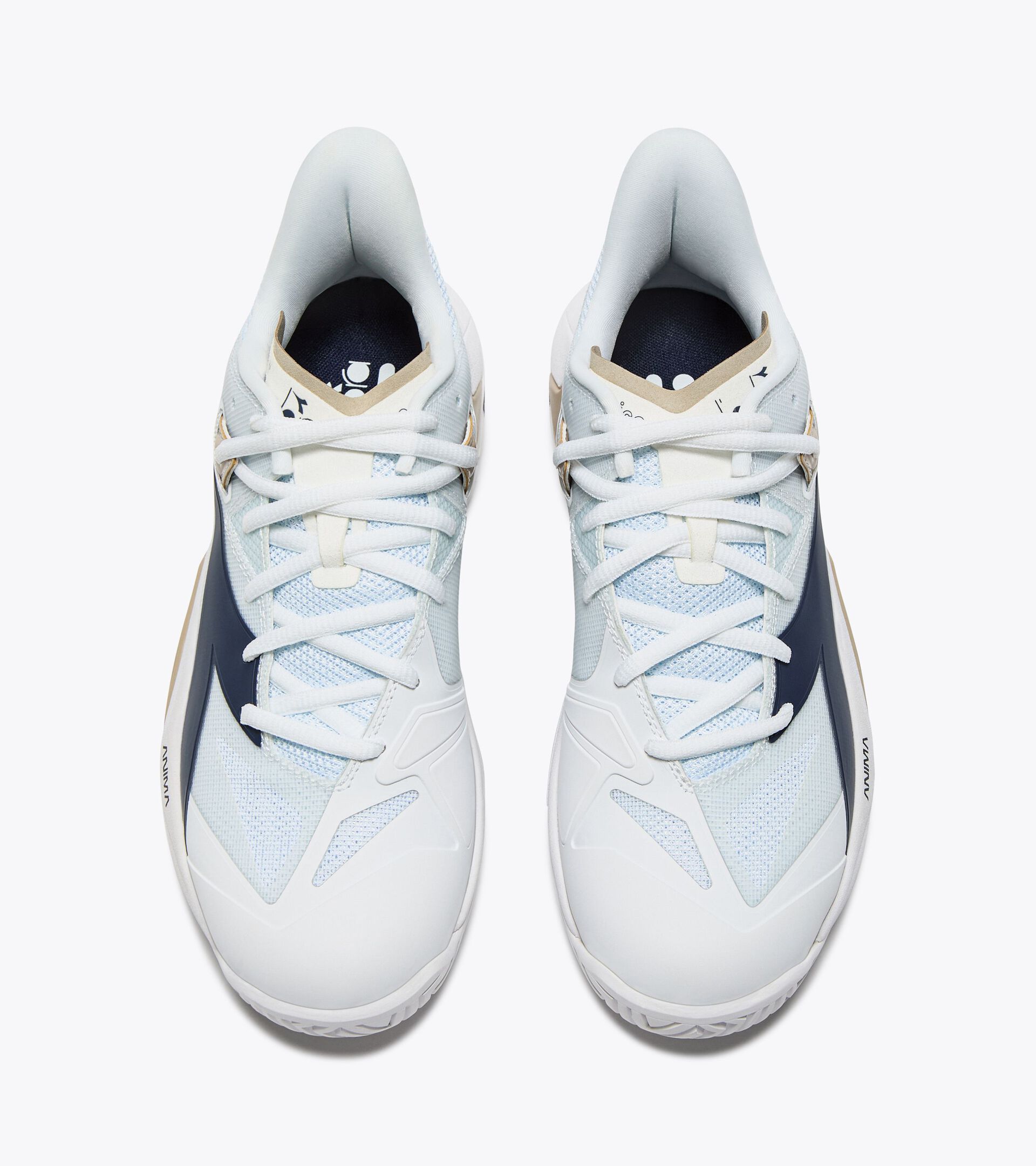 Tennis shoe for hard surfaces and clay courts - Stability - Women&rsquo;s
 B.ICON 3 W AG WHITE/BLUE CORSAIR - Diadora