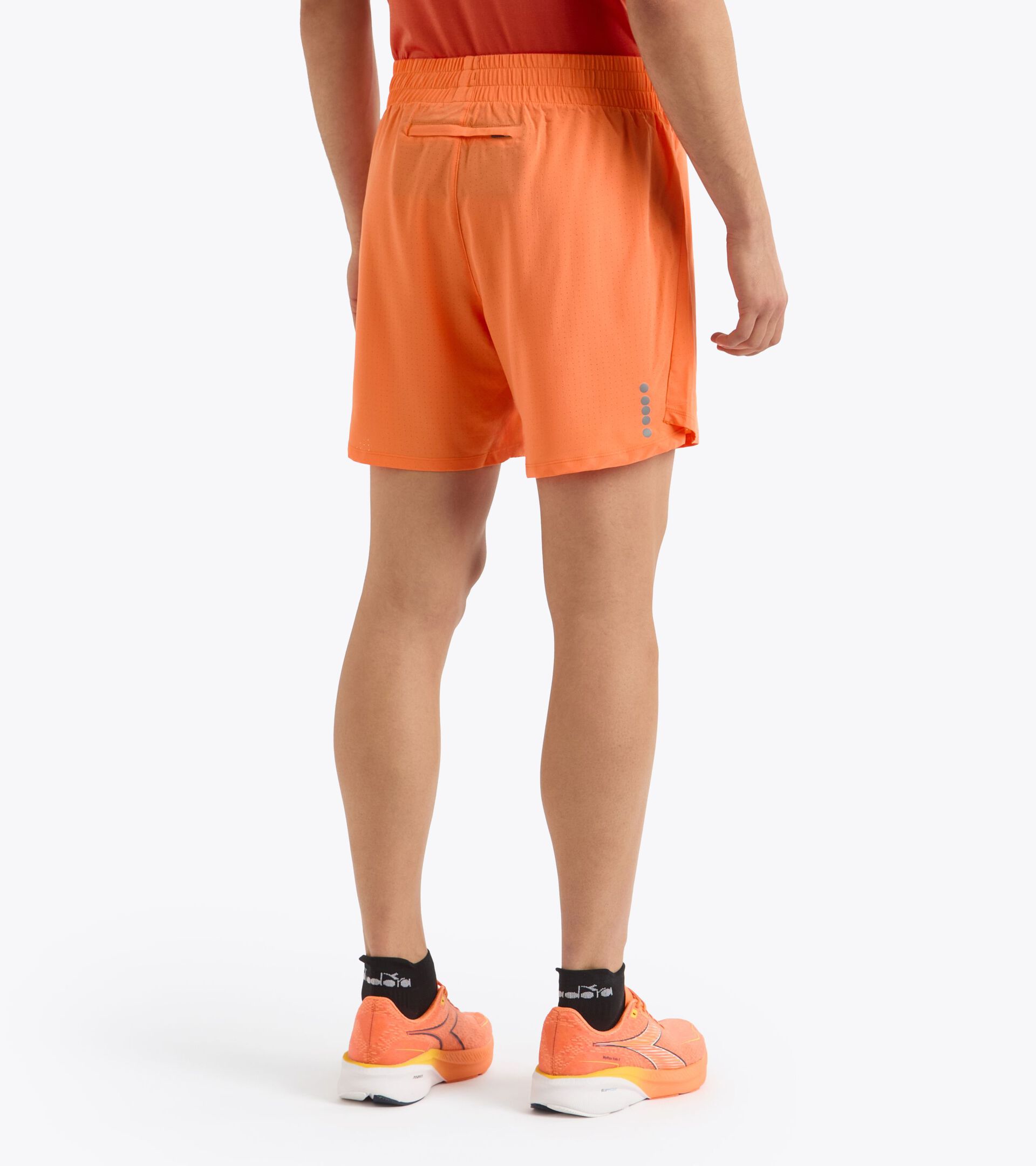 Laufshorts 2 in 1 - Training - Herren SHORTS 2IN1 5'' RUN CREW ORANGE NEKTARINE - Diadora