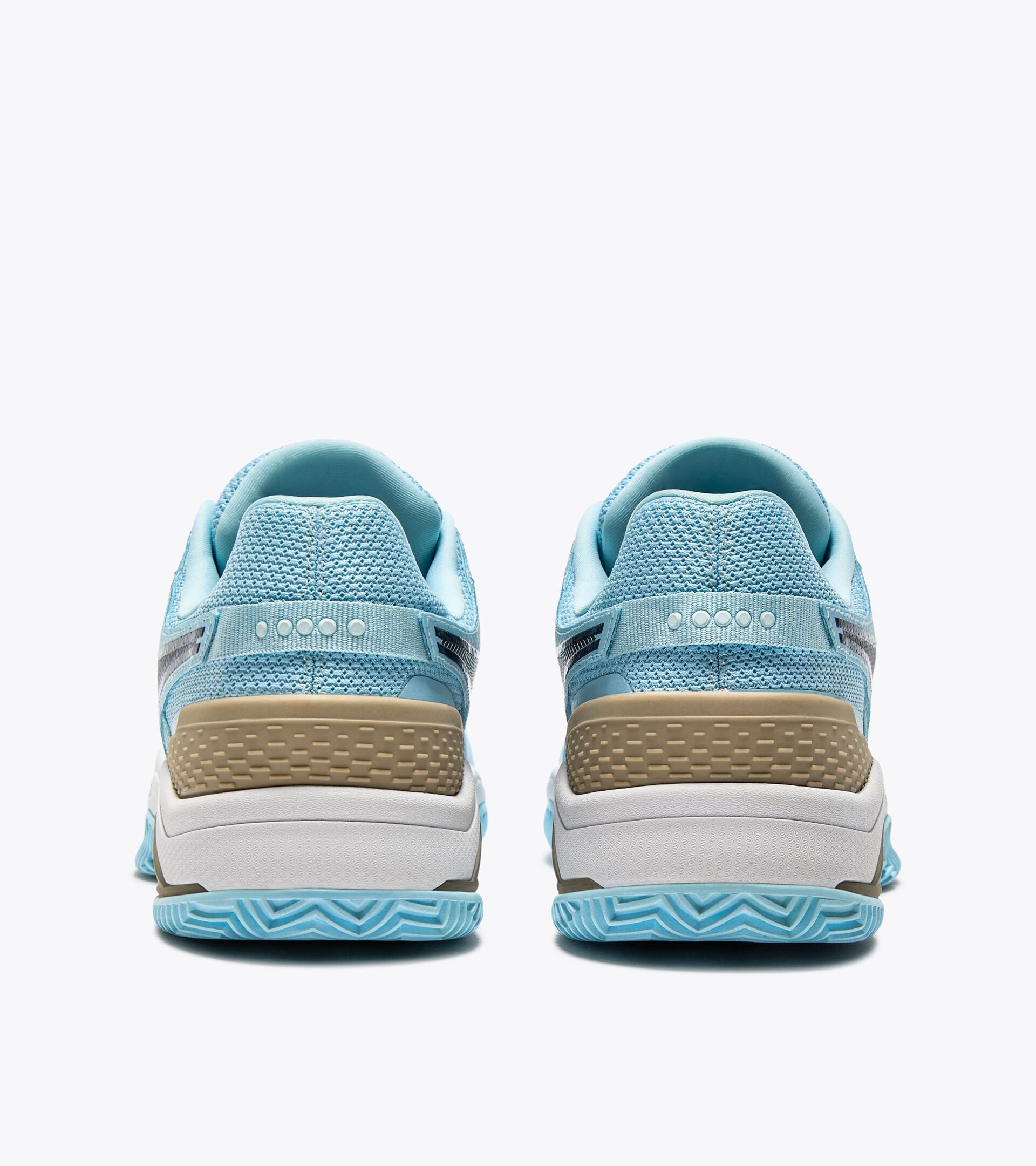 Tennis shoe for clay courts - Protection and cushioning - Women&rsquo;s
 BLUSHIELD TORNEO 3 W CLAY CORYDALIS BLUE/BLACK IRIS - Diadora