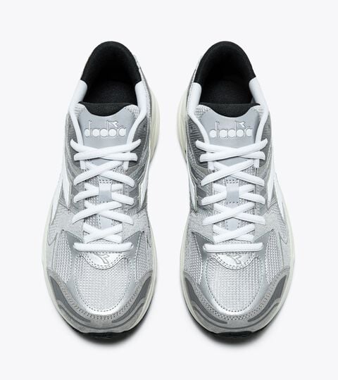 Sports sneakers - All-Gender MYTHOS STAR GREY ALASKA - Diadora