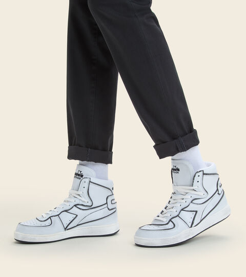 MI BASKET FRAME USED, BLANC/BLANC/NOIR Chaussures Heritage - Unisexe MI BASKET FRAME USED BLANC/BLANC/NOIR - Diadora